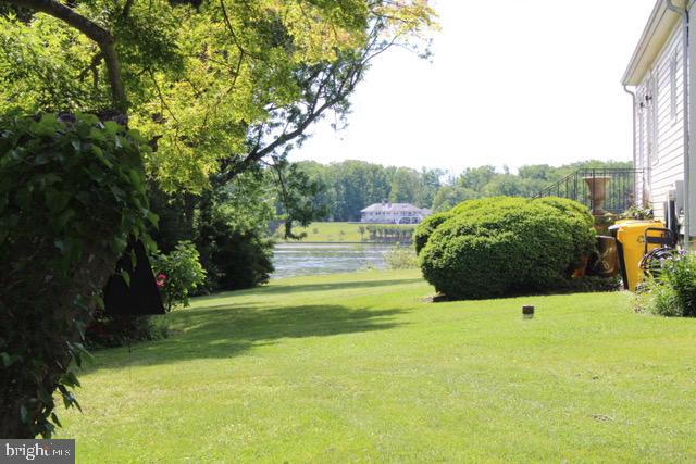 LARRIMORE'S POINT - Residential