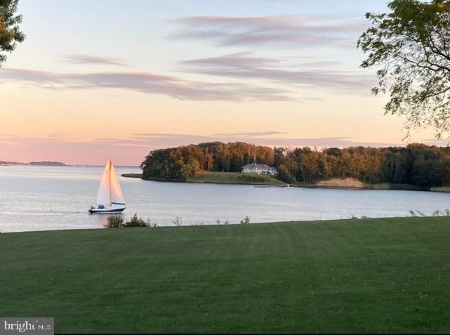 LARRIMORE'S POINT - Residential