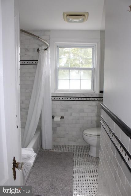 LARRIMORE'S POINT - Residential