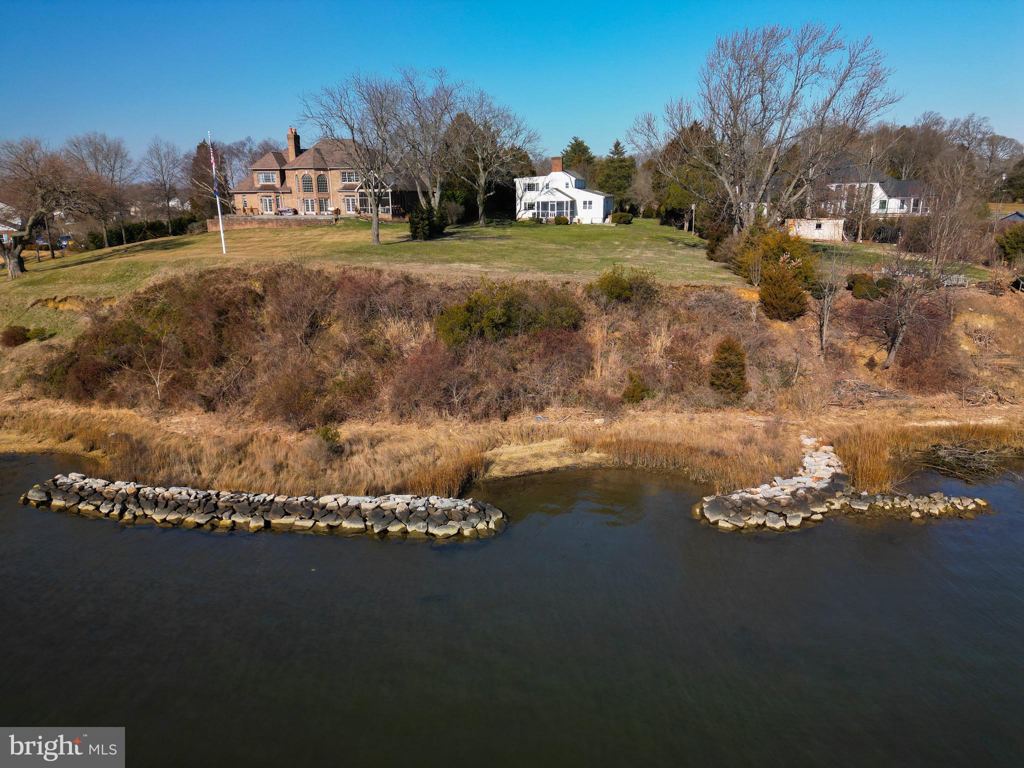 LARRIMORE'S POINT - Residential