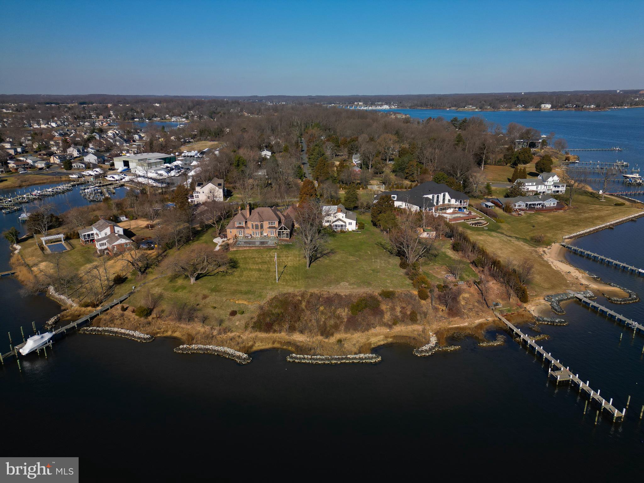 LARRIMORE'S POINT - Residential