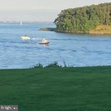 LARRIMORE'S POINT - Residential