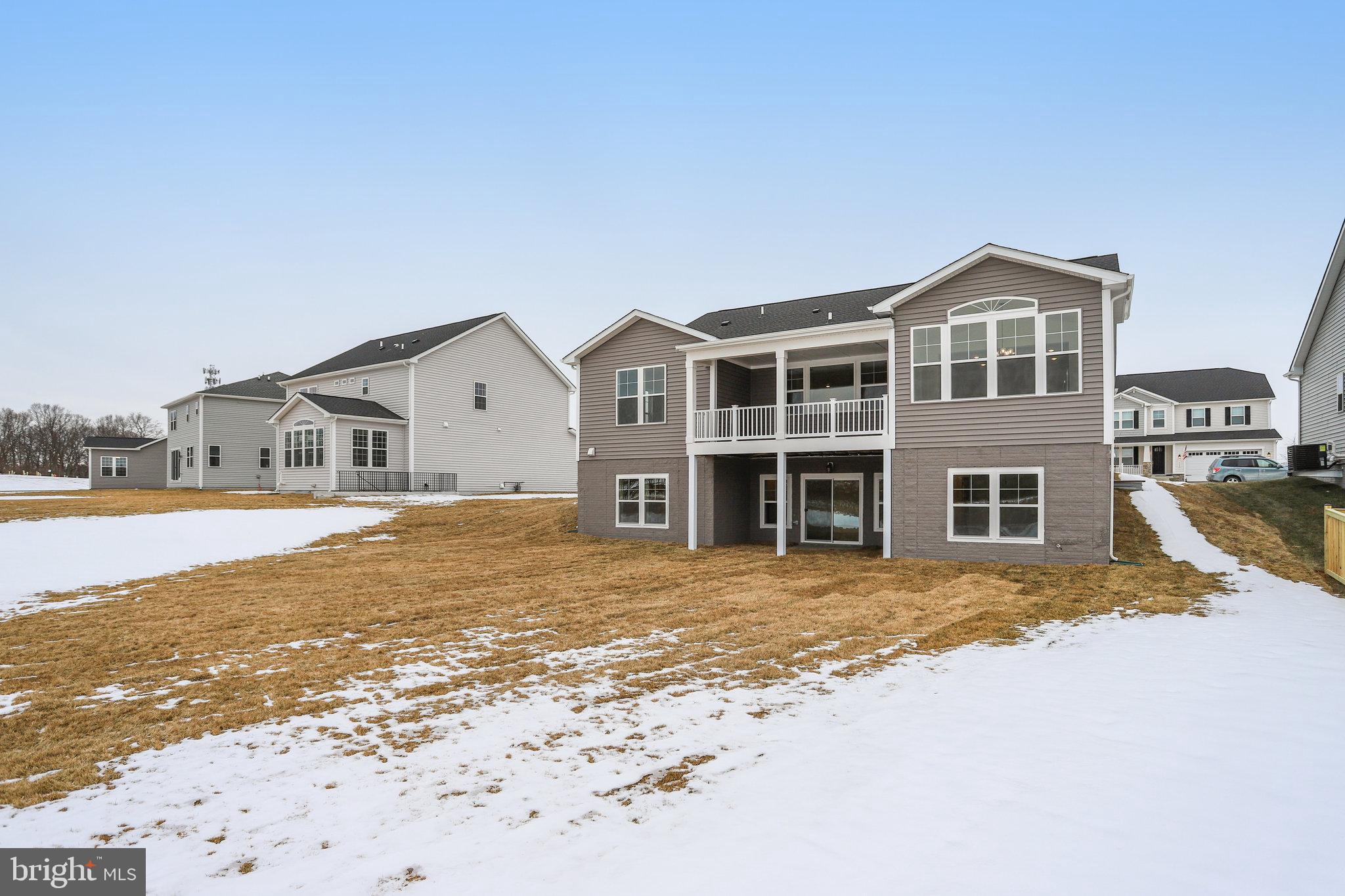 ELMWOOD FARM - Residential