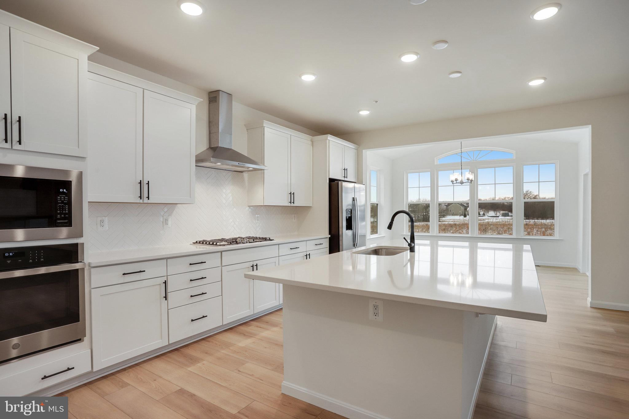 ELMWOOD FARM - Residential