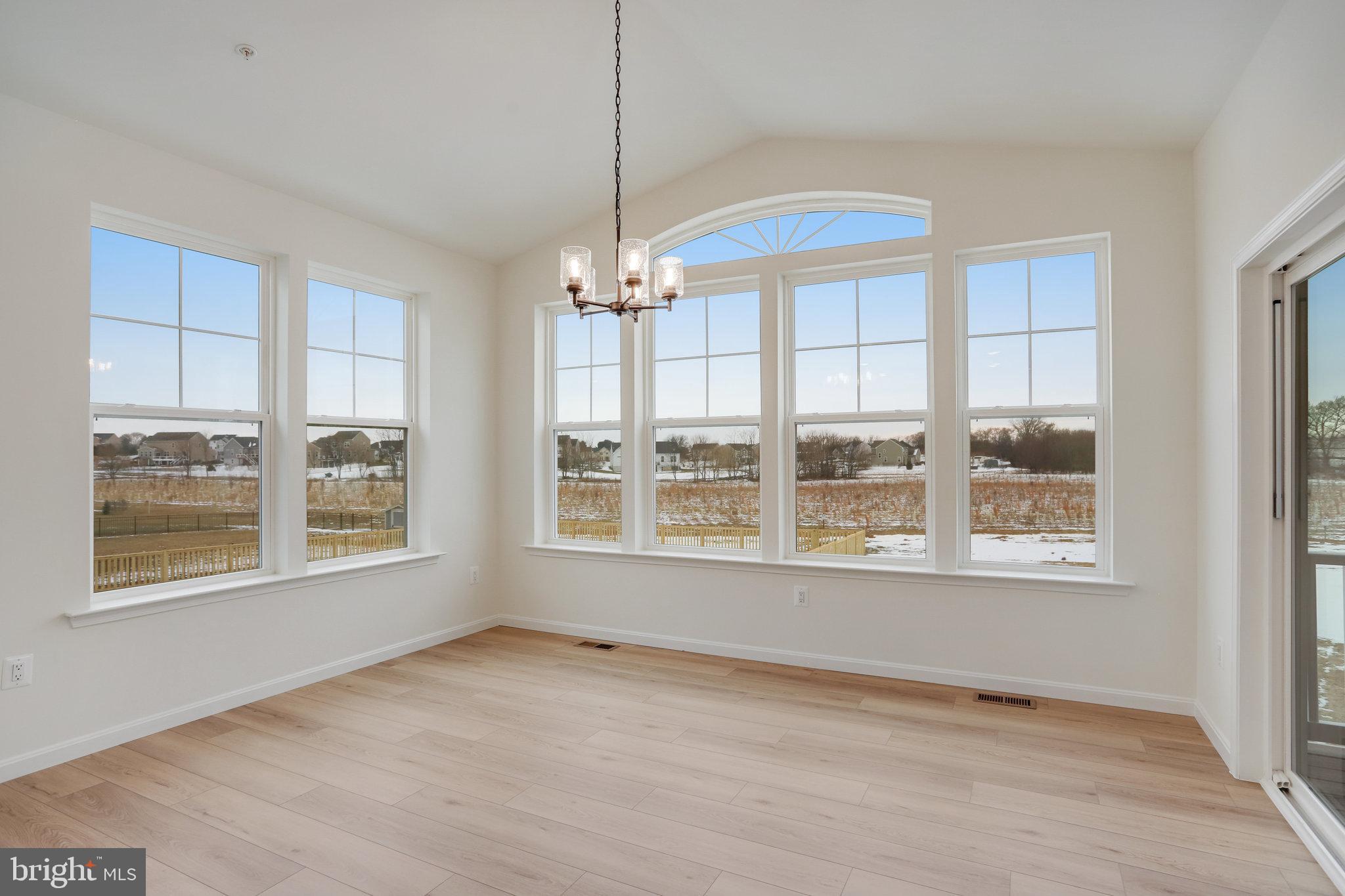 ELMWOOD FARM - Residential