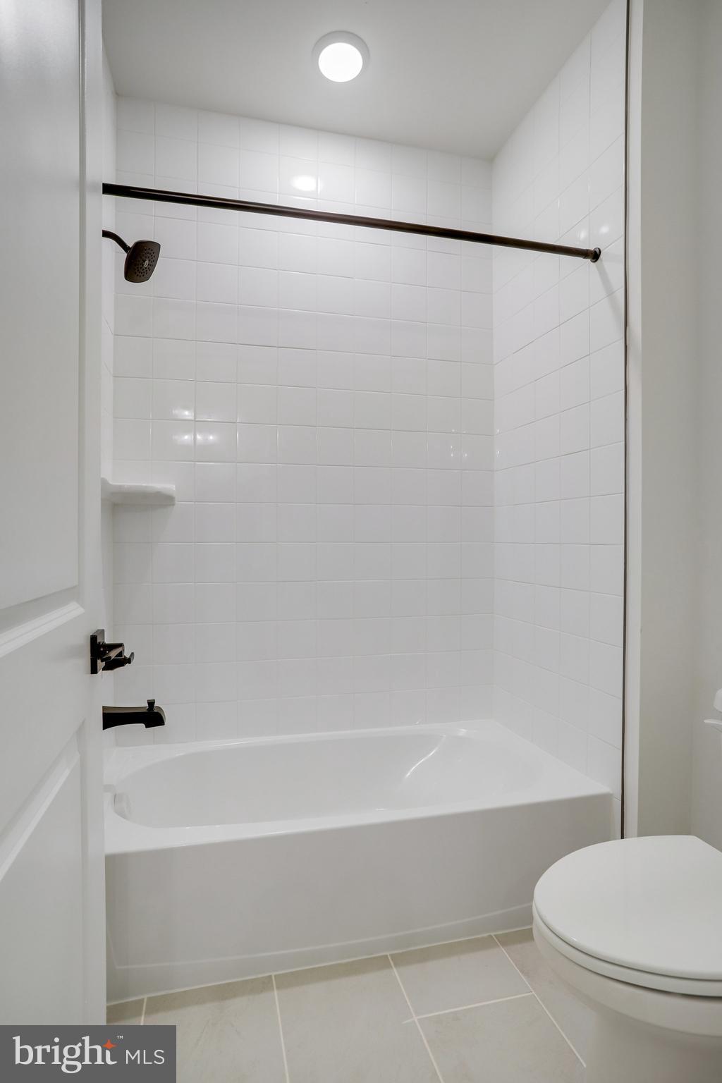 ELMWOOD FARM - Residential