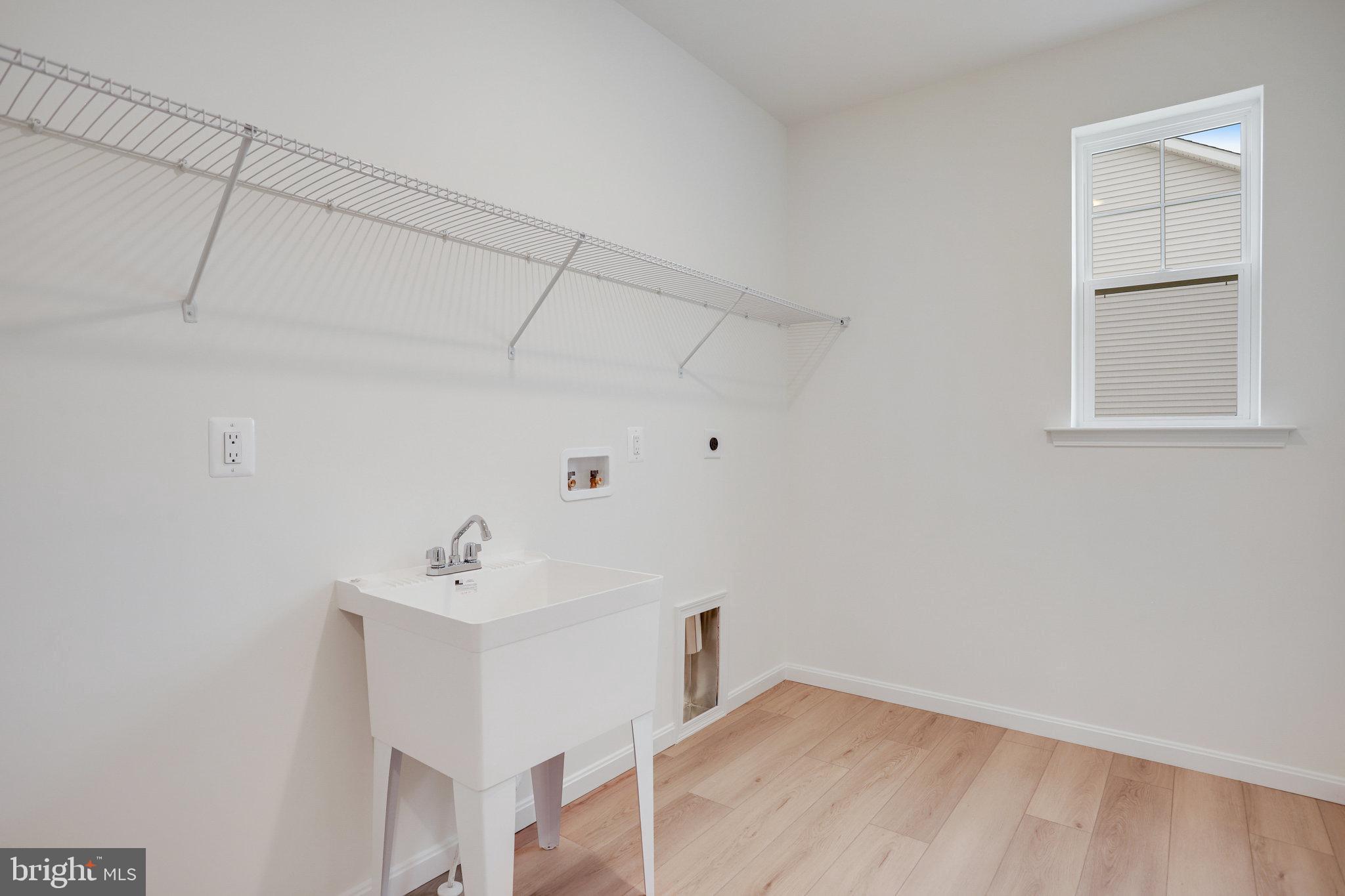 ELMWOOD FARM - Residential