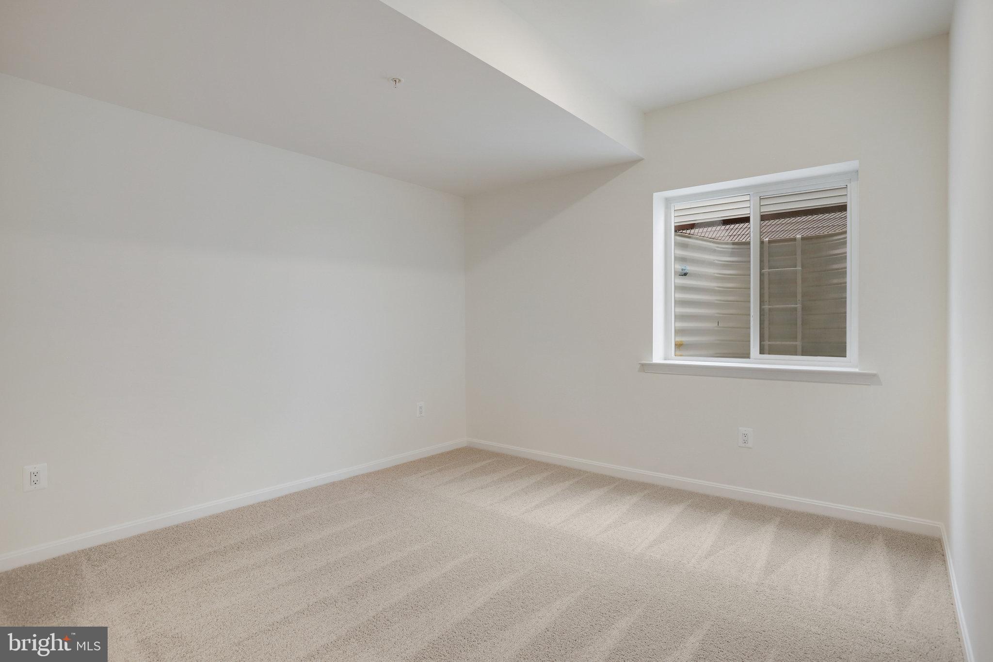 ELMWOOD FARM - Residential