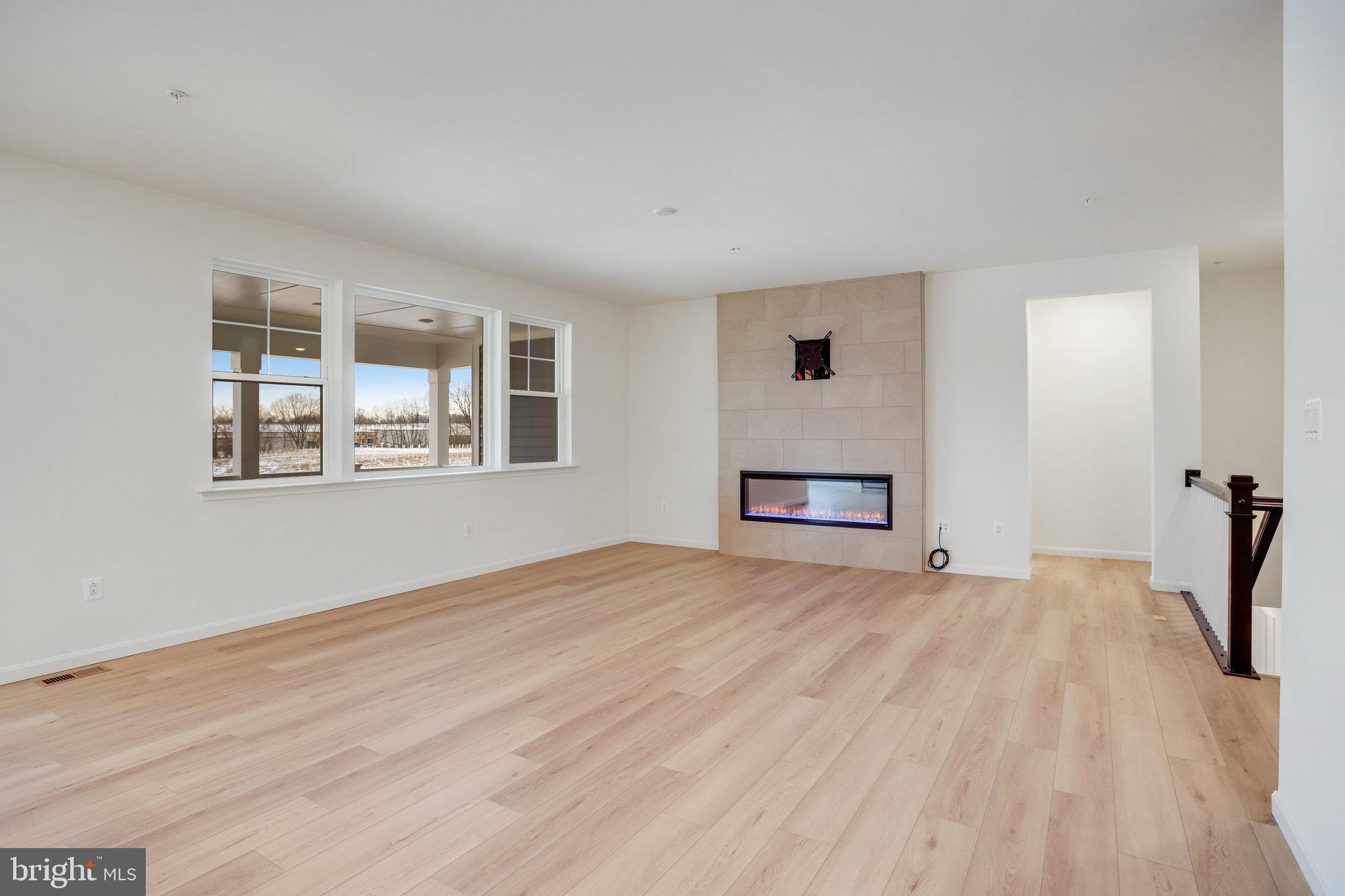 ELMWOOD FARM - Residential