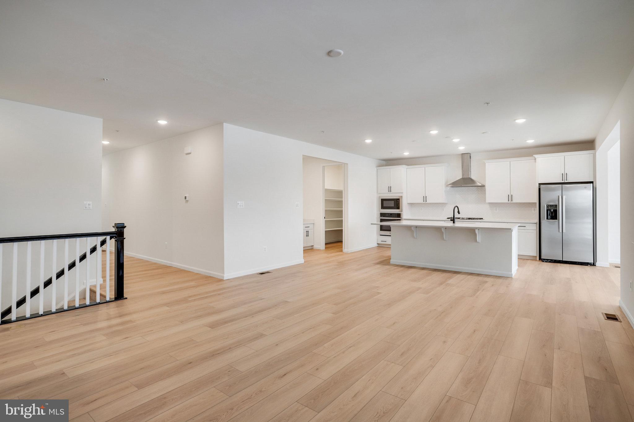 ELMWOOD FARM - Residential