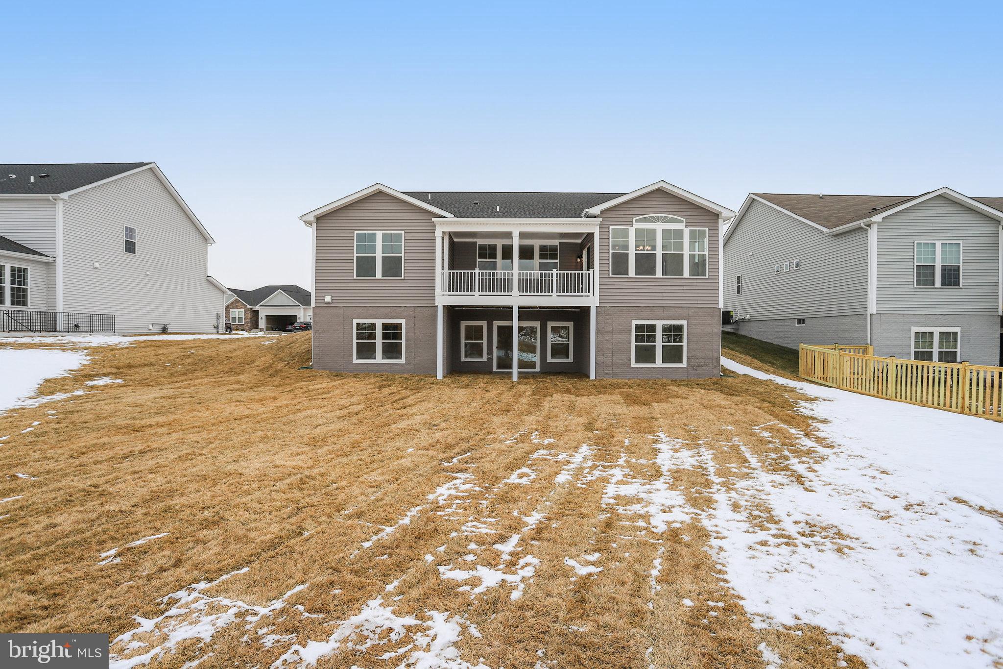 ELMWOOD FARM - Residential