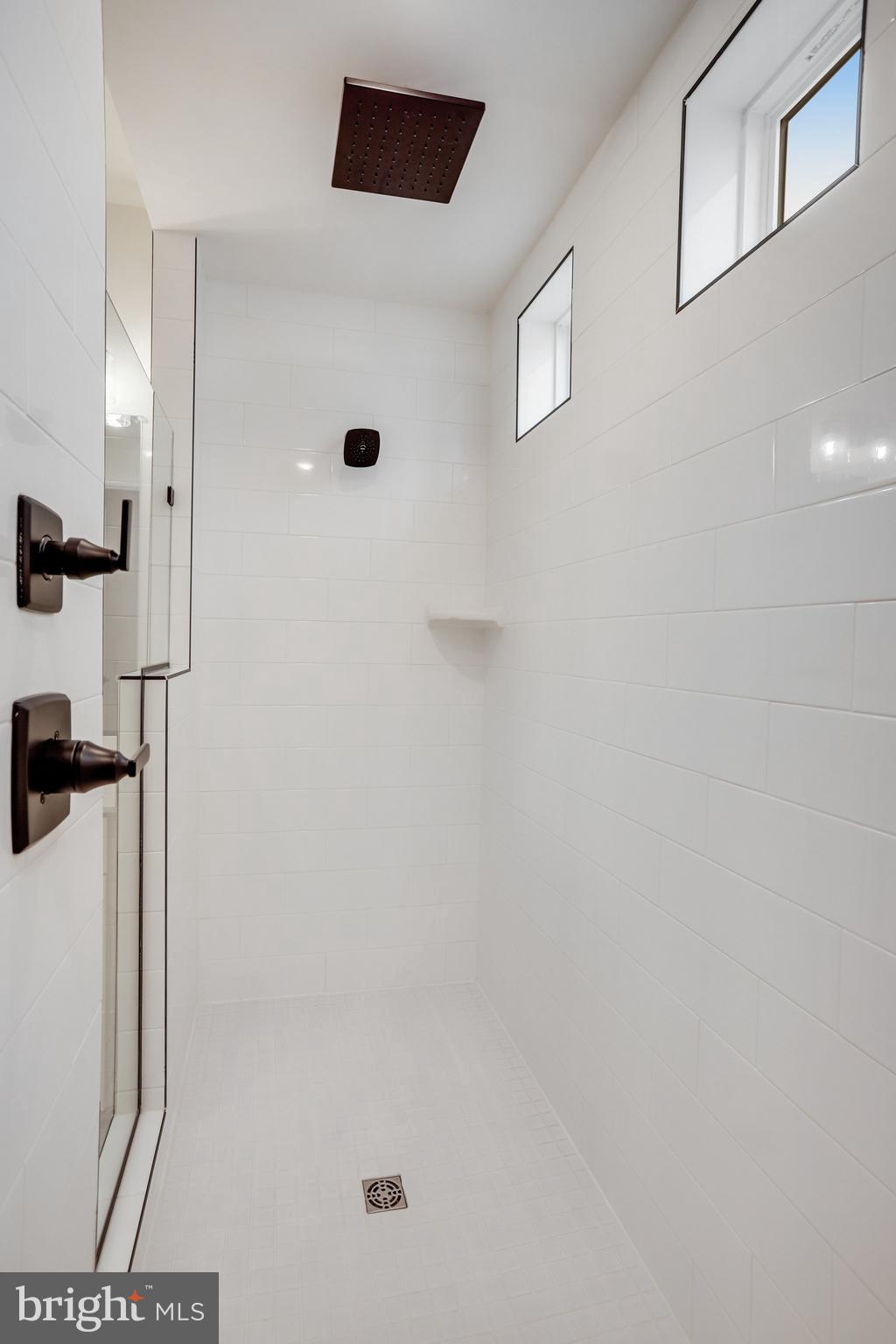 ELMWOOD FARM - Residential