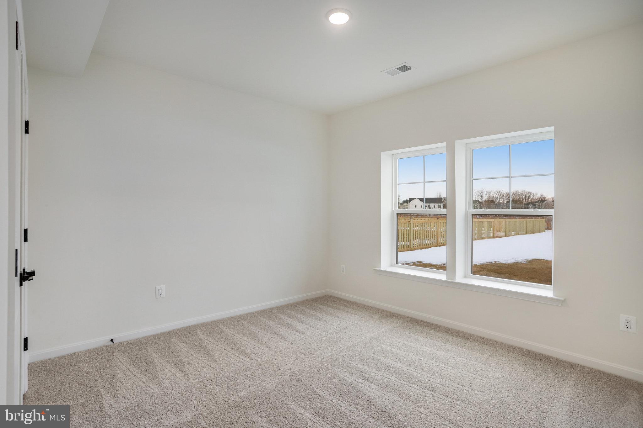 ELMWOOD FARM - Residential