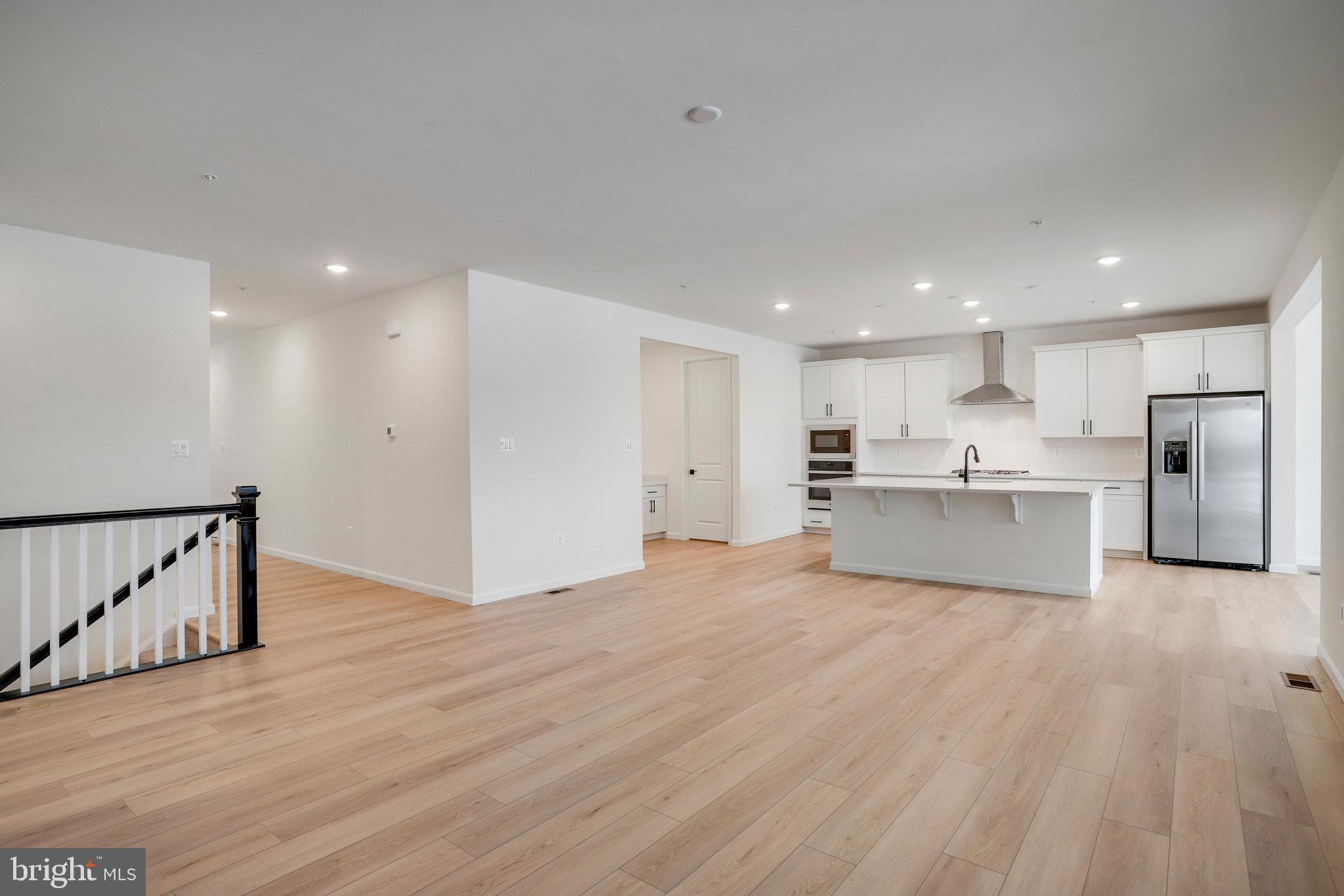 ELMWOOD FARM - Residential