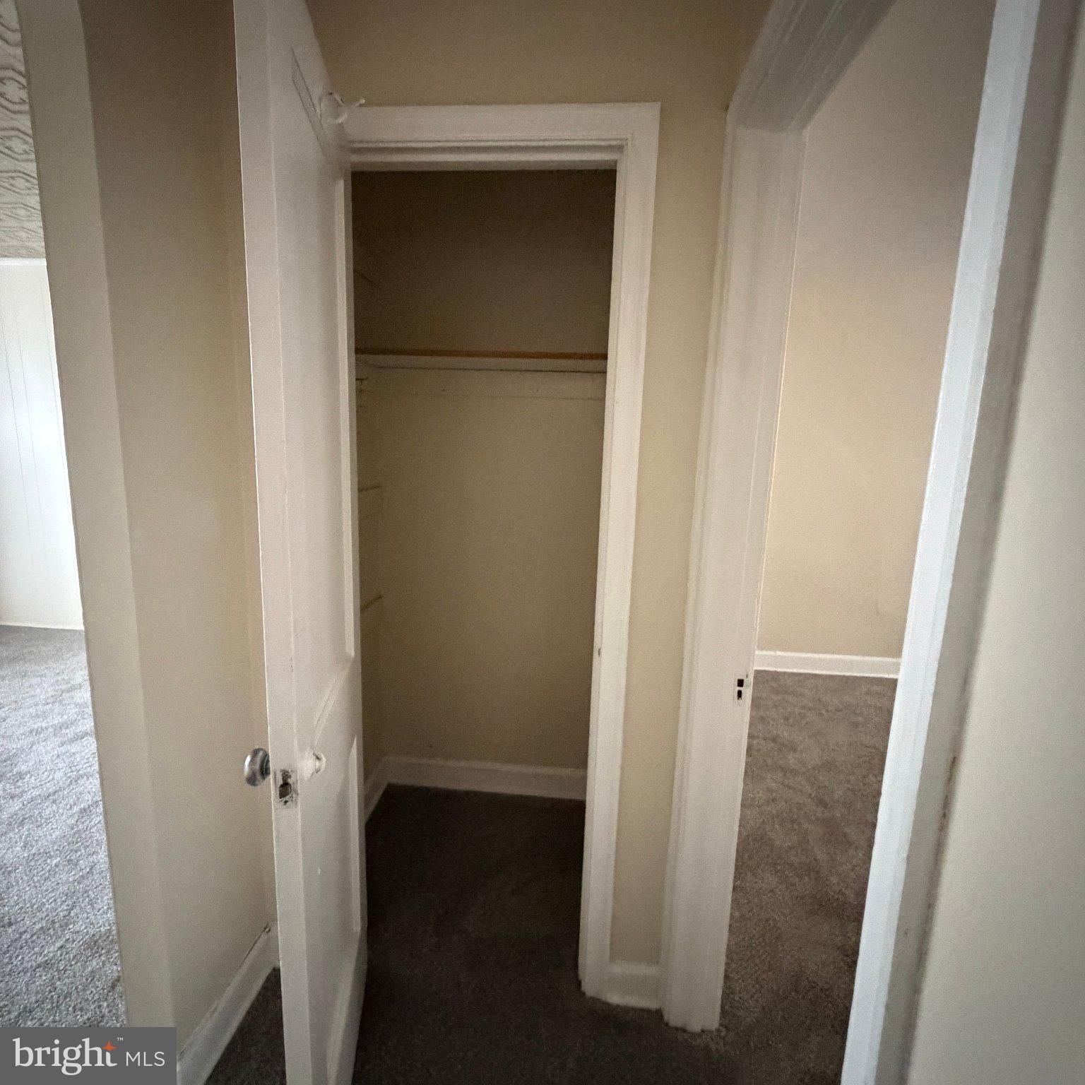 1320 W NEDRO AVENUE