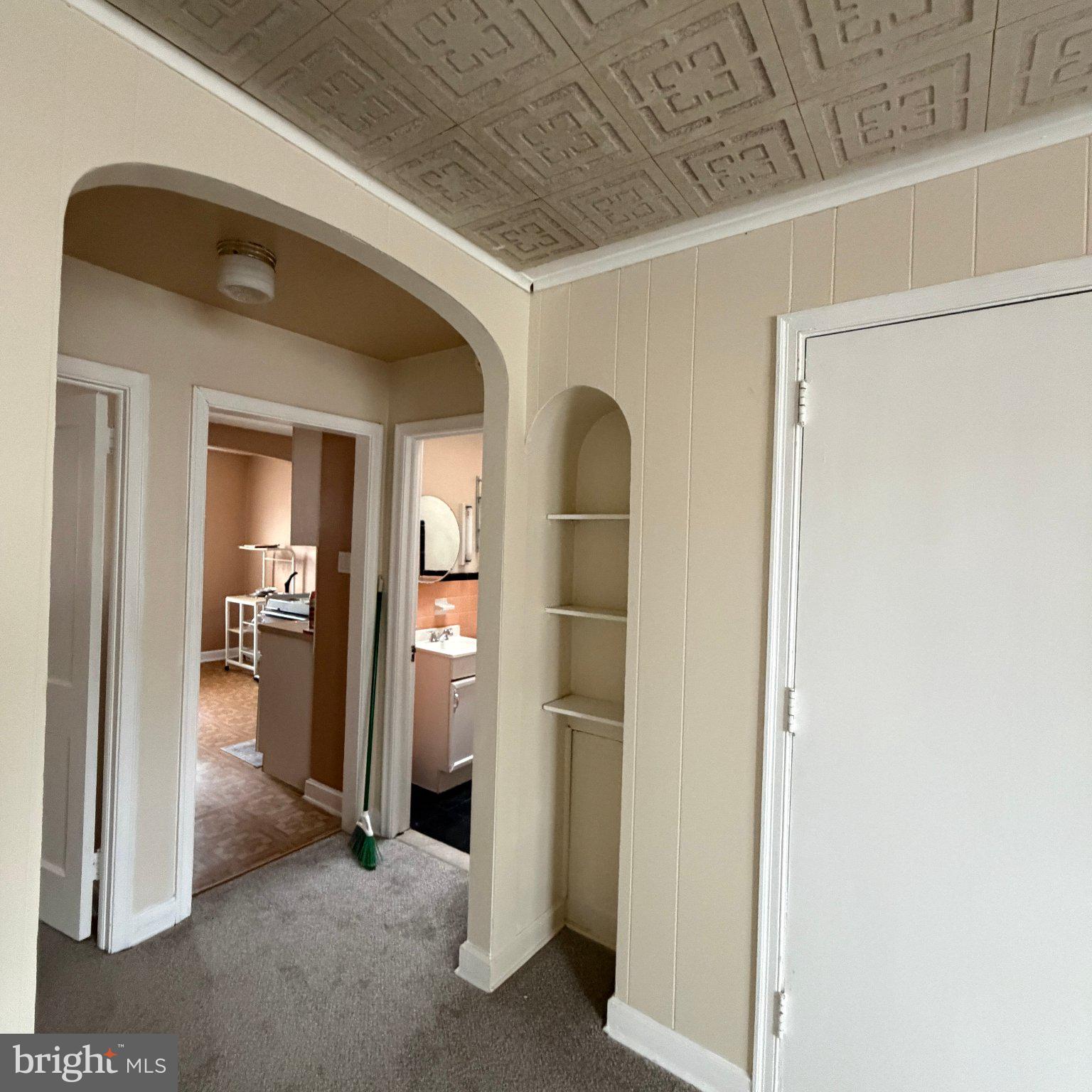 1320 W NEDRO AVENUE