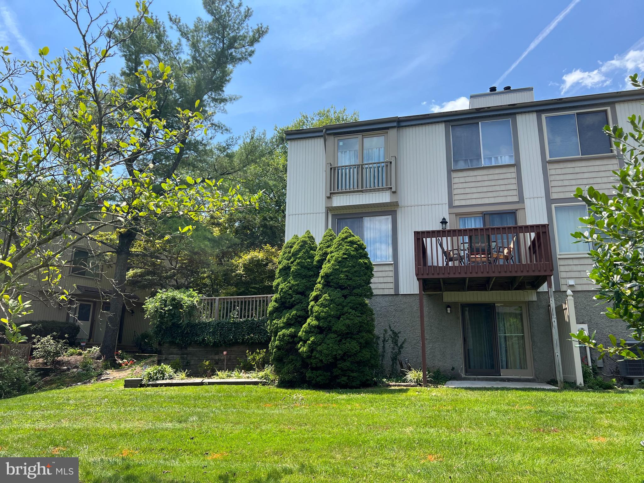 DONCASTER VILLAGE - Residential