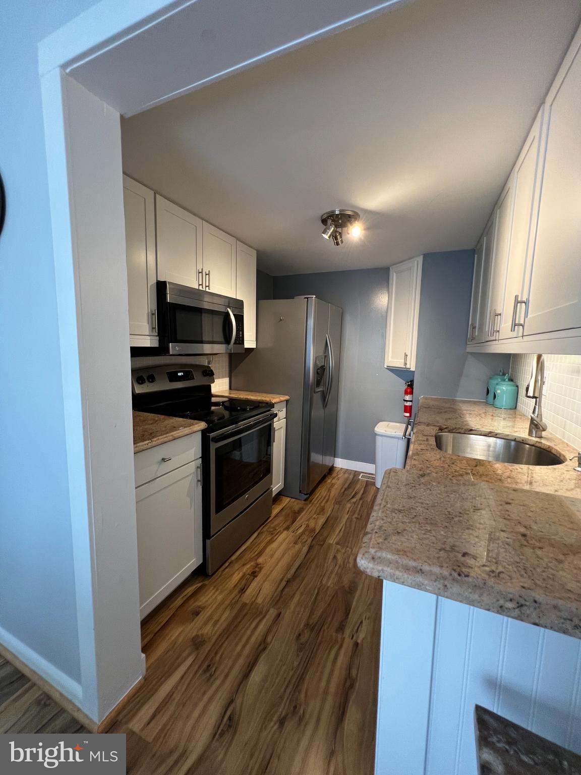 DONCASTER VILLAGE - Residential