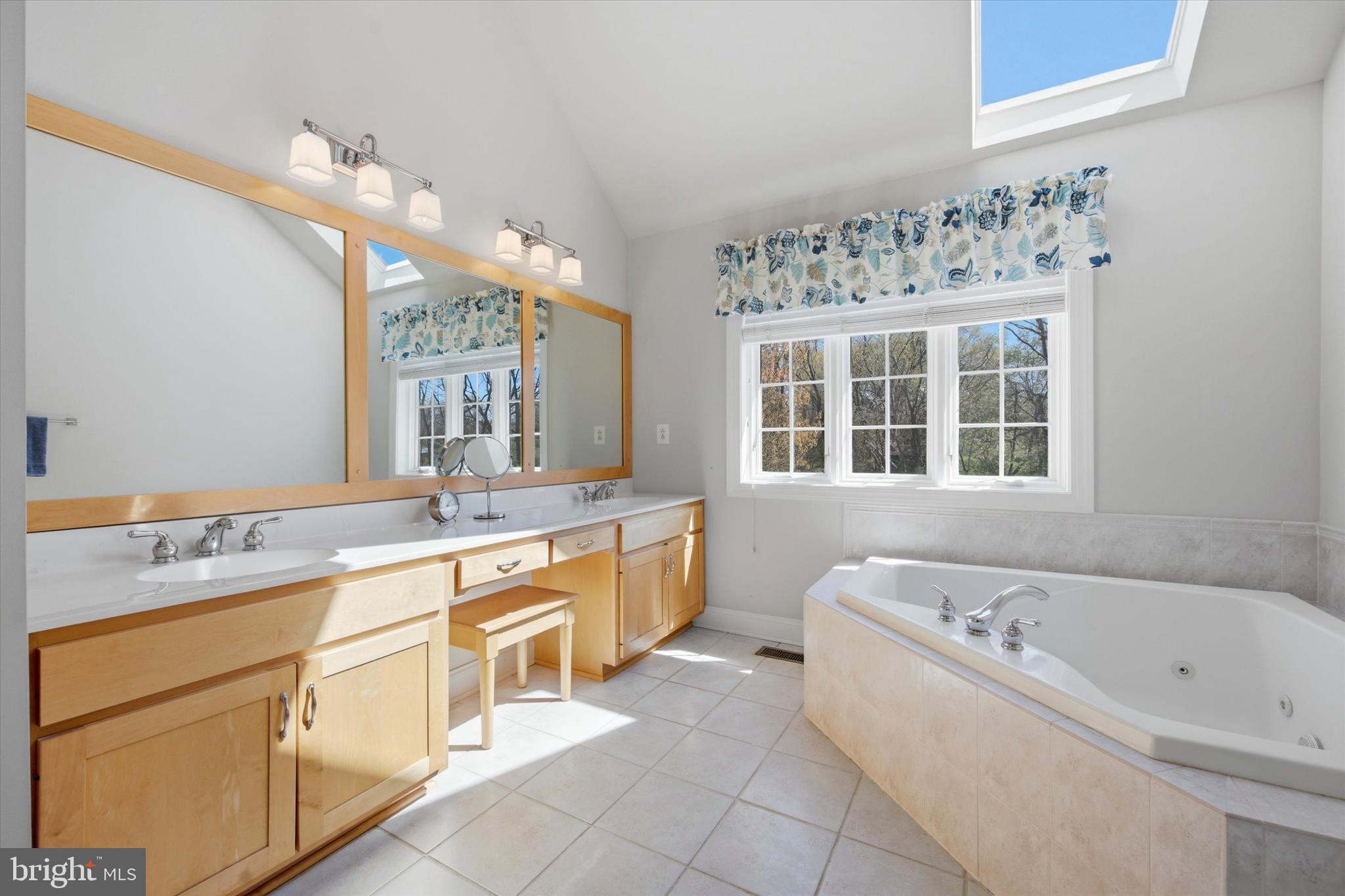 DORCHESTER PLACE - Residential