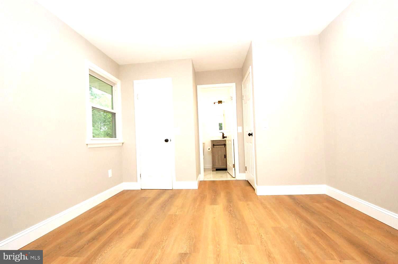 MANHATTAN BEACH - Residential