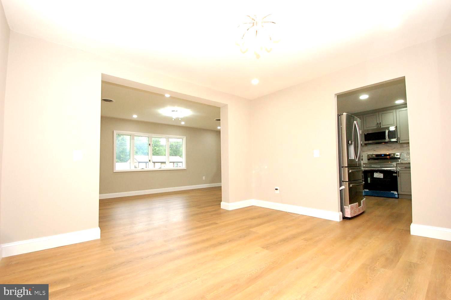 MANHATTAN BEACH - Residential