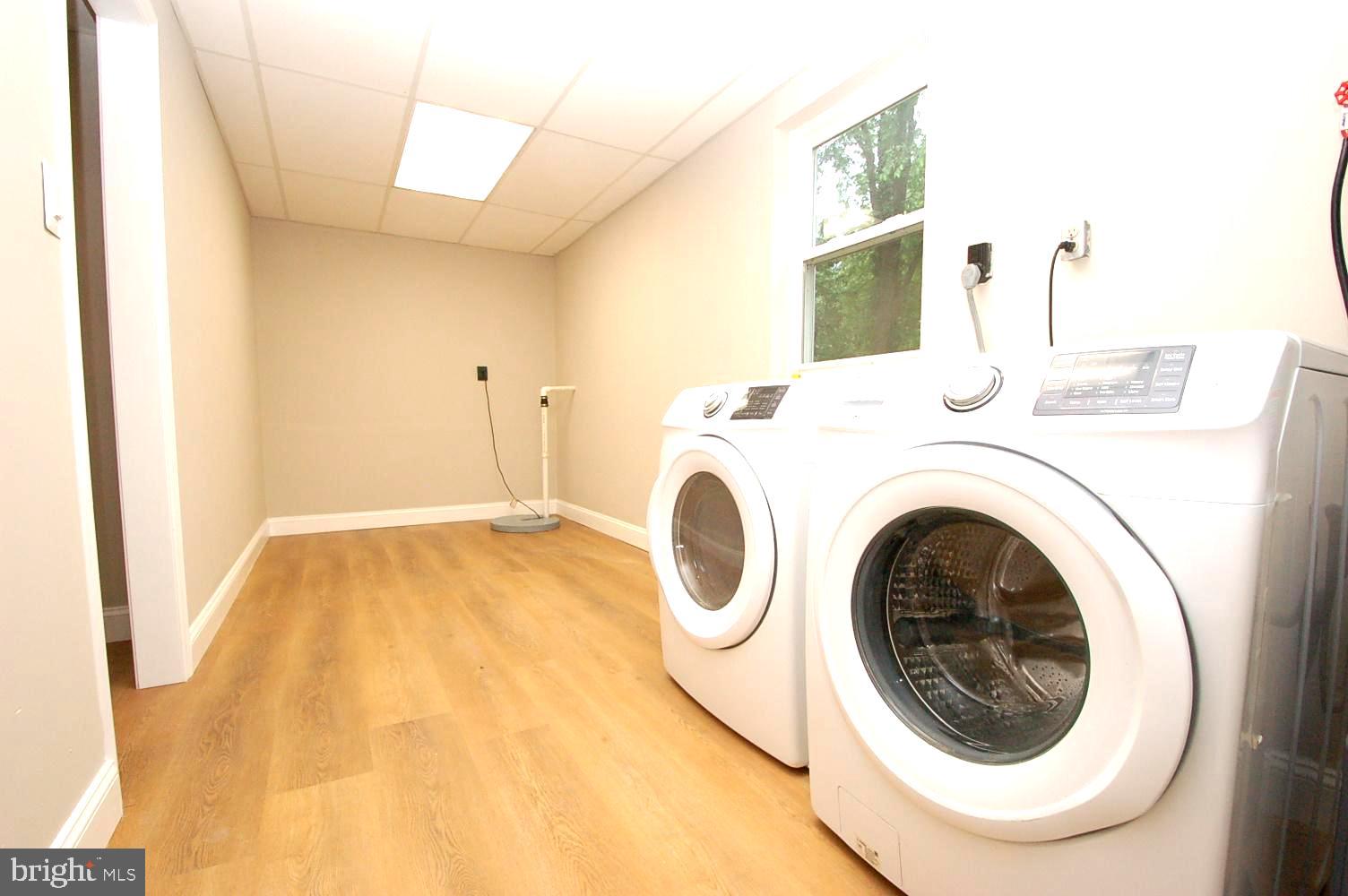 MANHATTAN BEACH - Residential