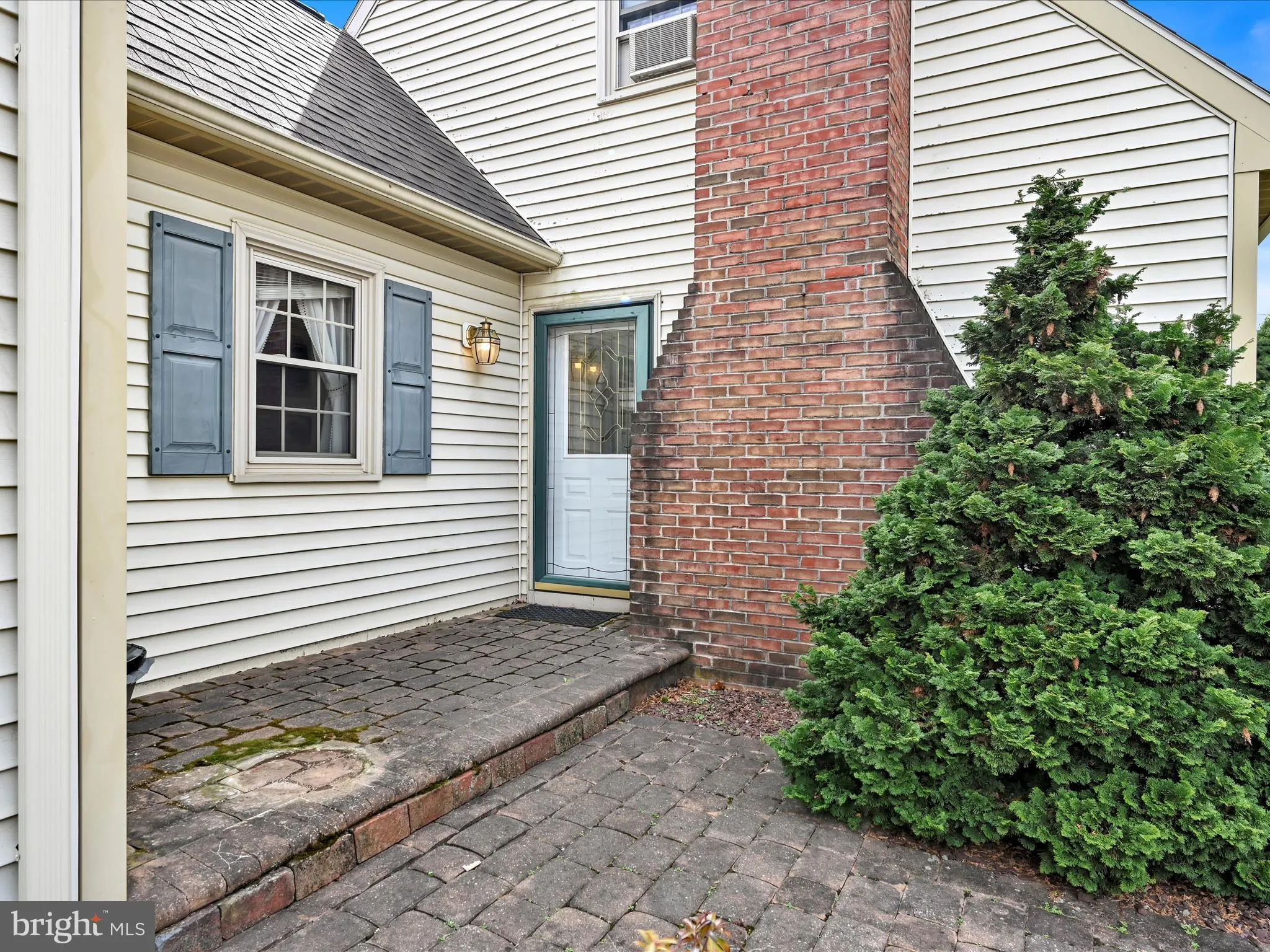 Denver, Pennsylvania 17517, United States, 3 Bedrooms Bedrooms, ,3 BathroomsBathrooms,Residential,Coming Soon,97888