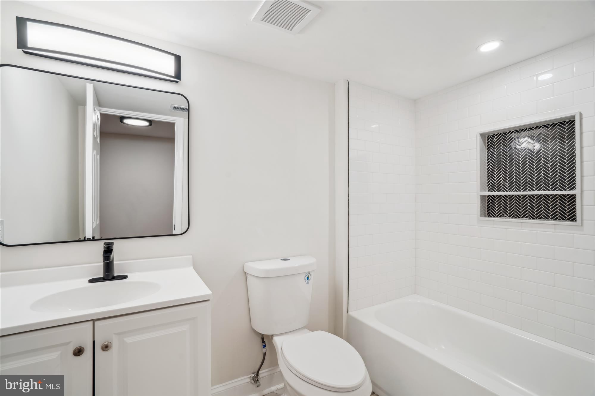 HOLMEHURST - Residential