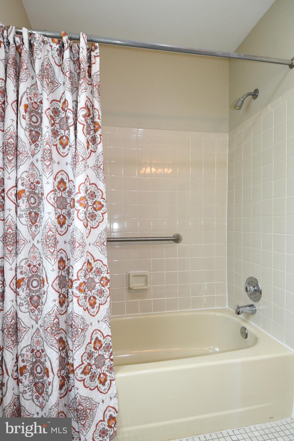 HERITAGE HARBOUR - Residential