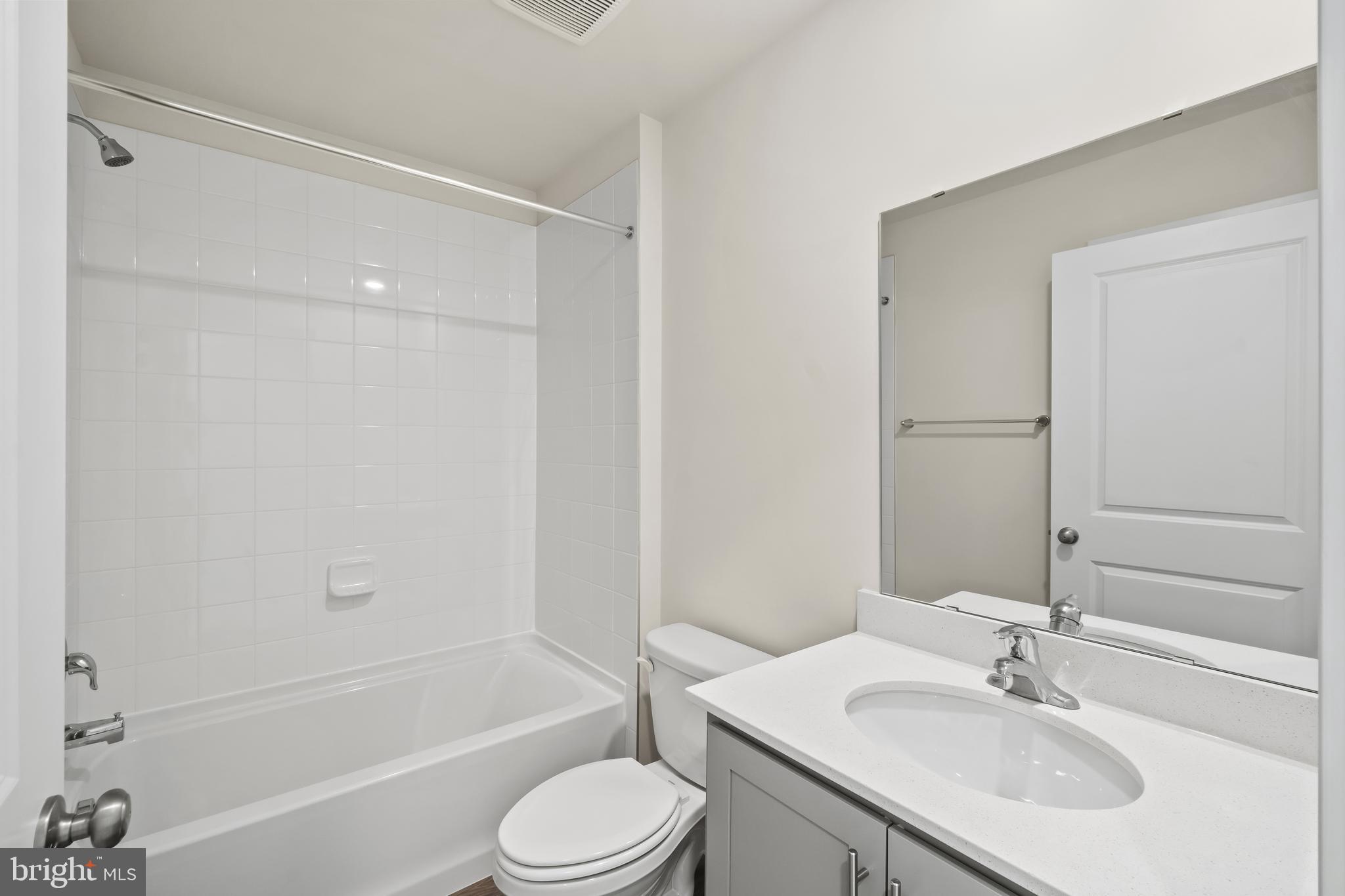 PINEGROVE - Residential