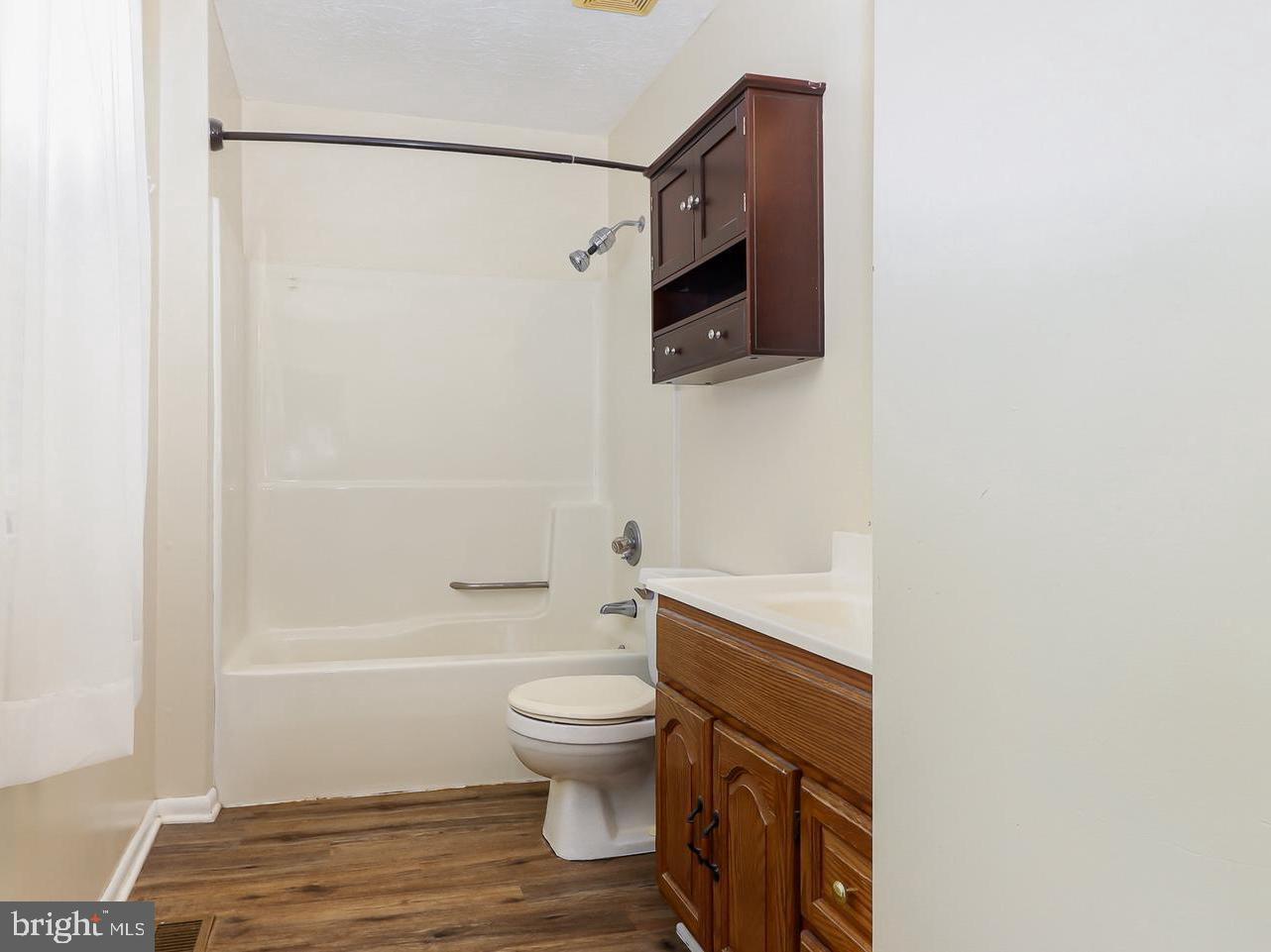 FOUNTAIN GLEN - Residential Lease