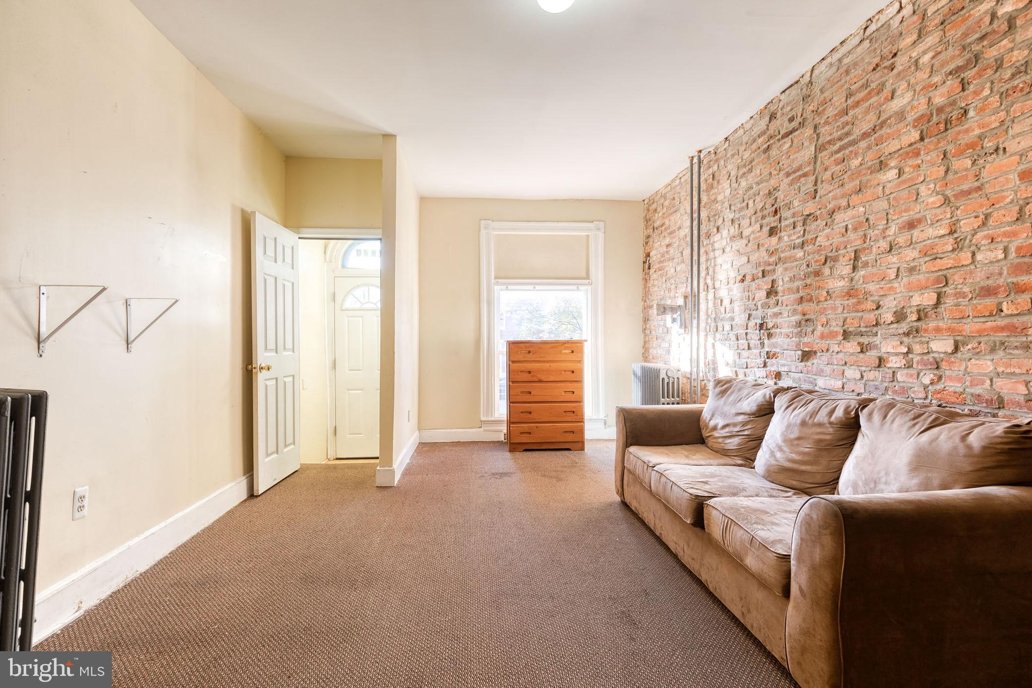 MILL HILL - Residential