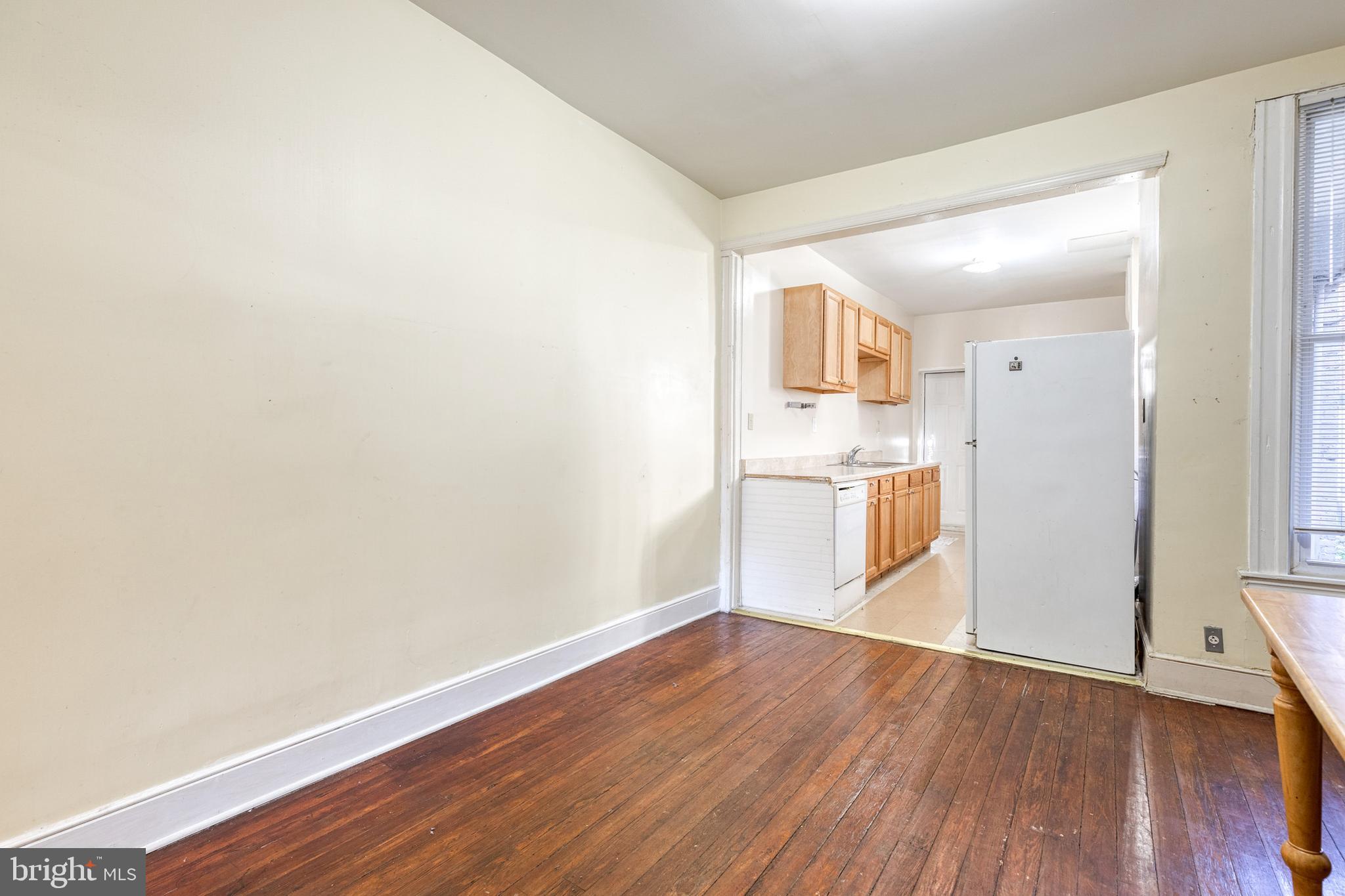 MILL HILL - Residential