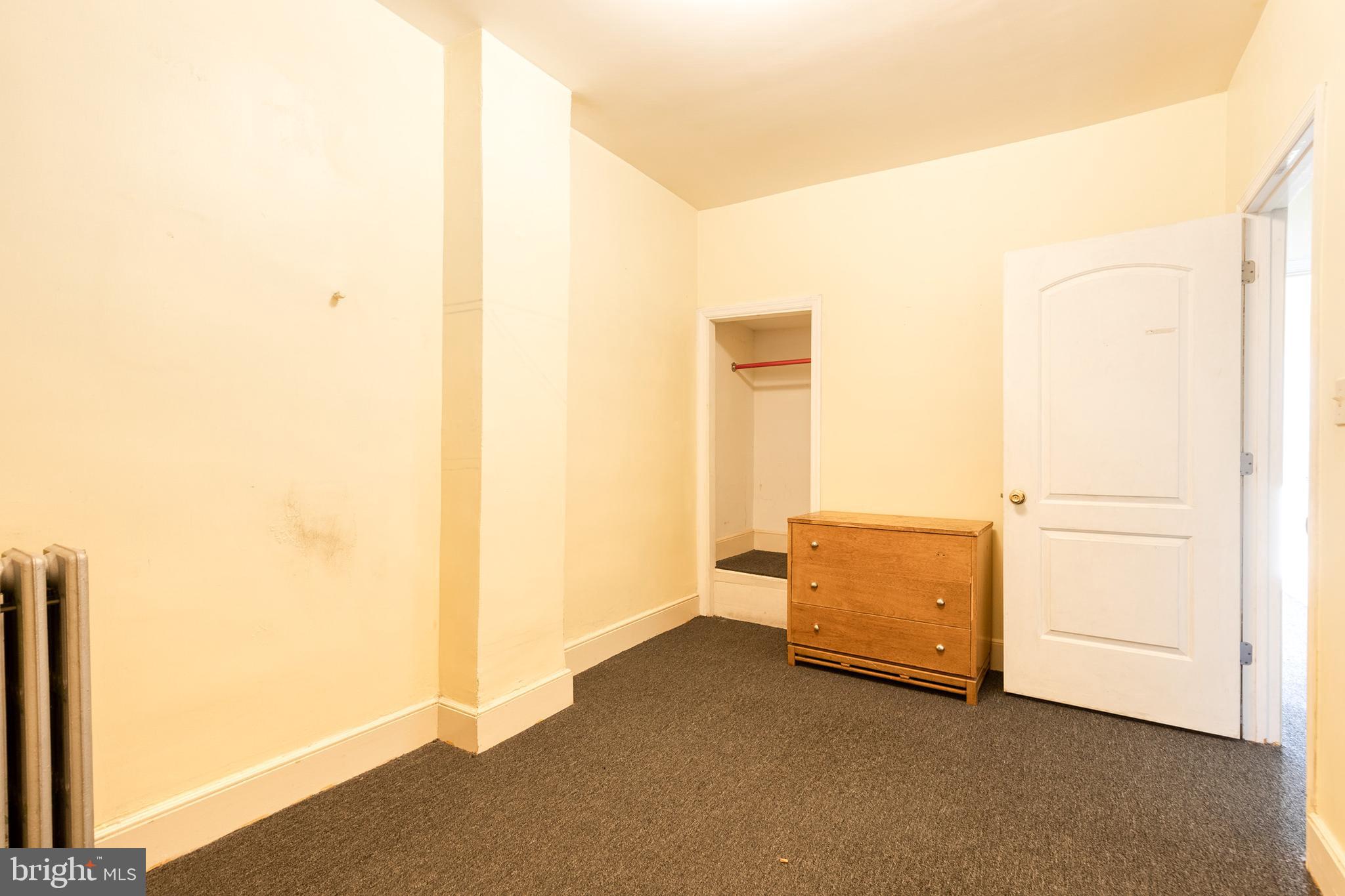 MILL HILL - Residential