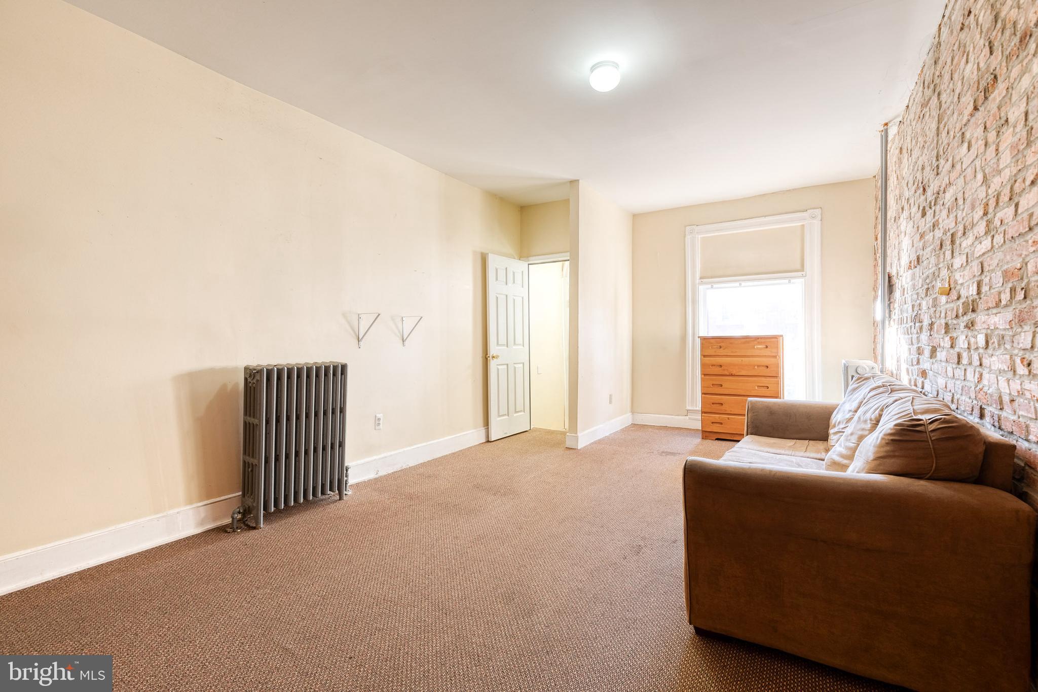 MILL HILL - Residential