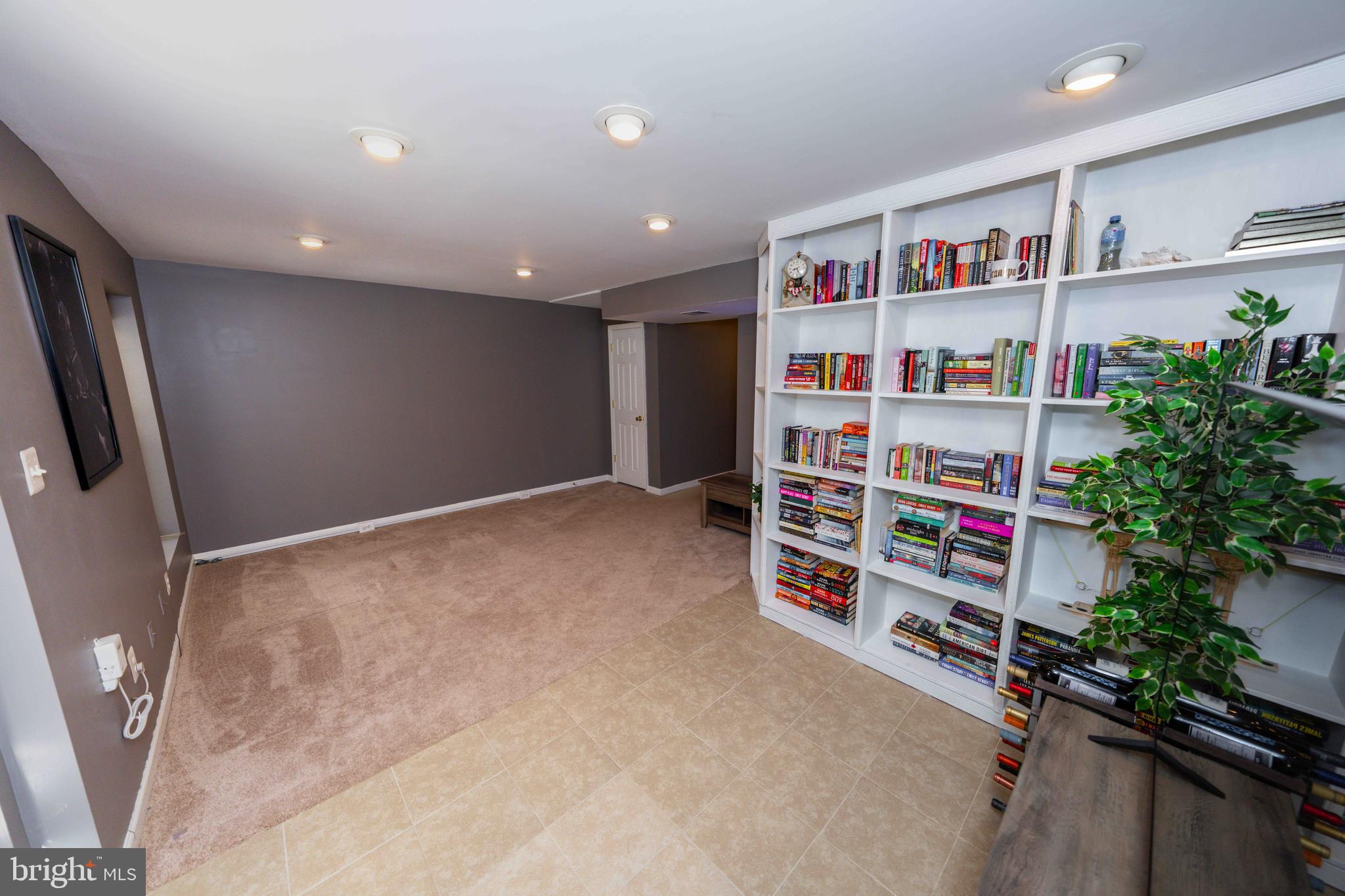 VILLAGES AT SAYBROOKE - Residential