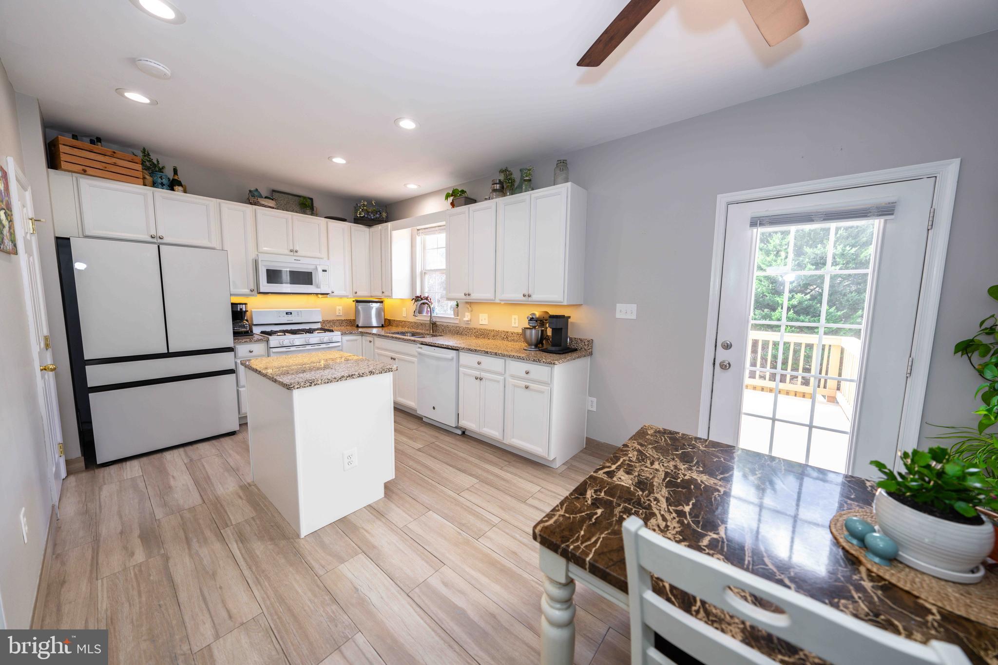 VILLAGES AT SAYBROOKE - Residential