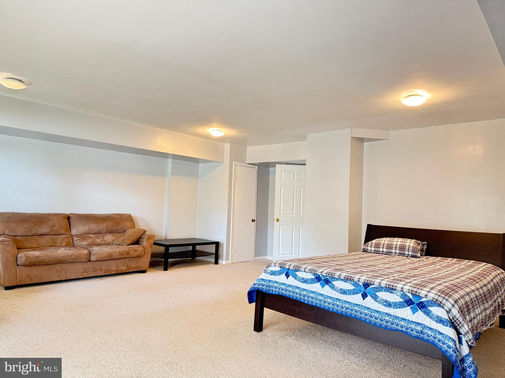 COLLEGE PARK - Residential