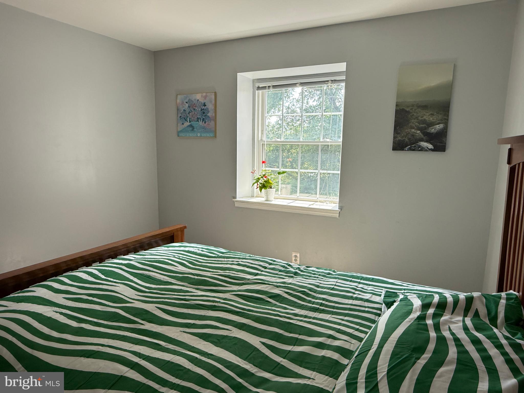 COLLEGE PARK - Residential