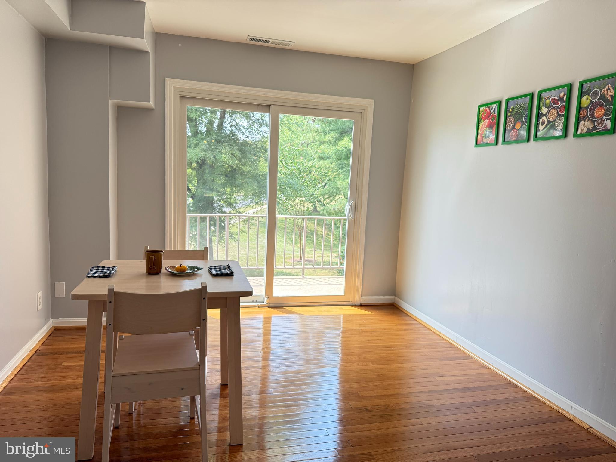 COLLEGE PARK - Residential