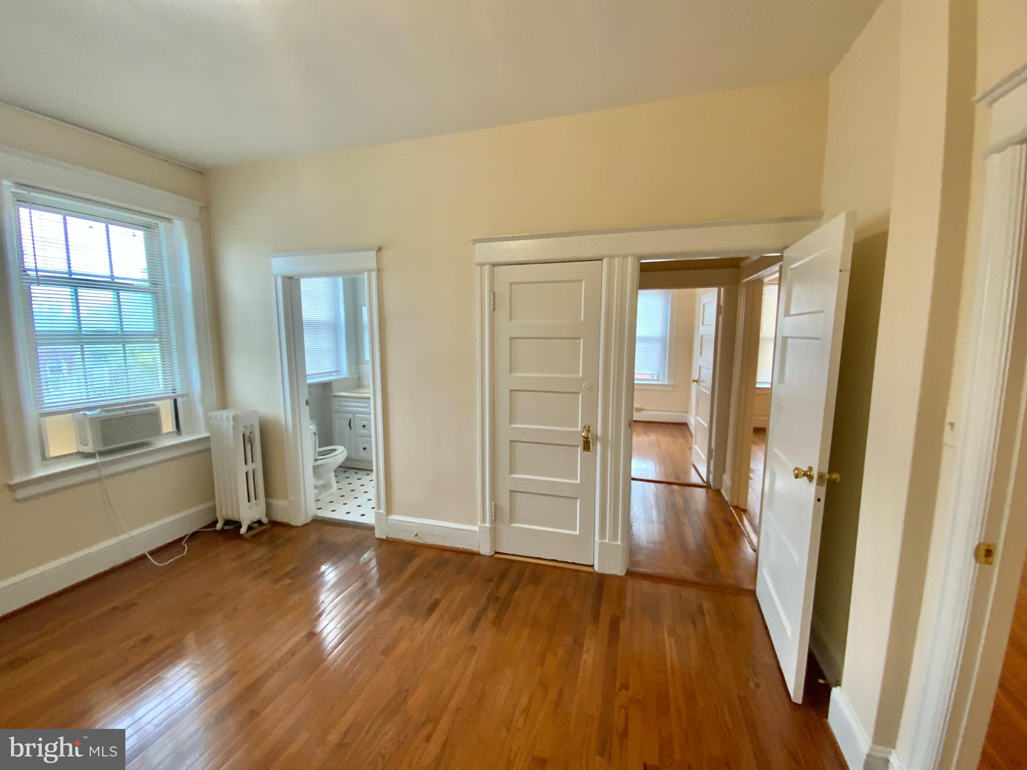 1833 S S STREET NW 40