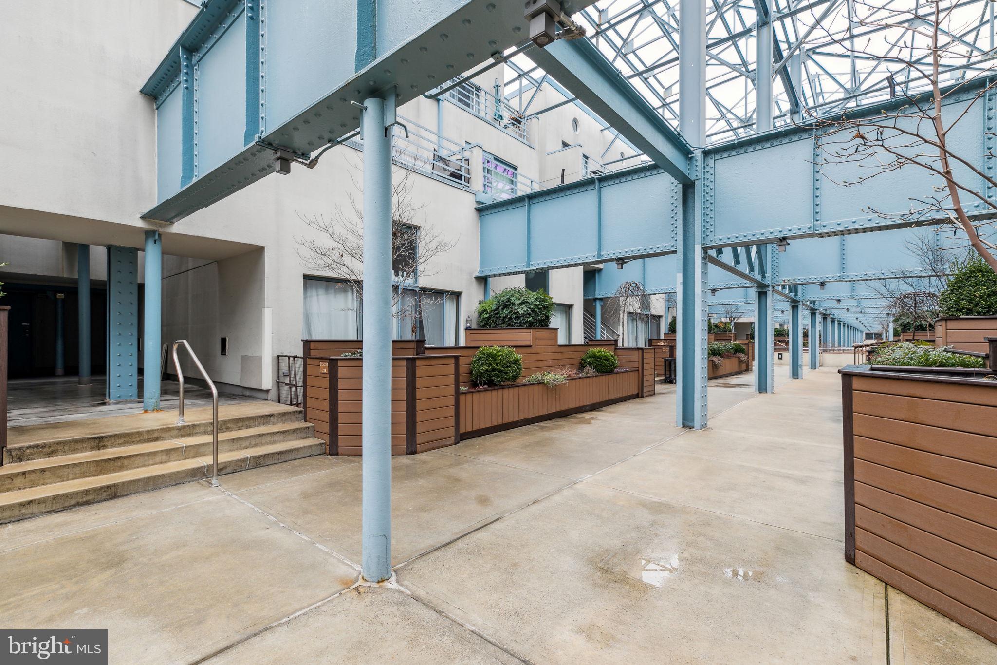 PENN'S LANDING - Residential