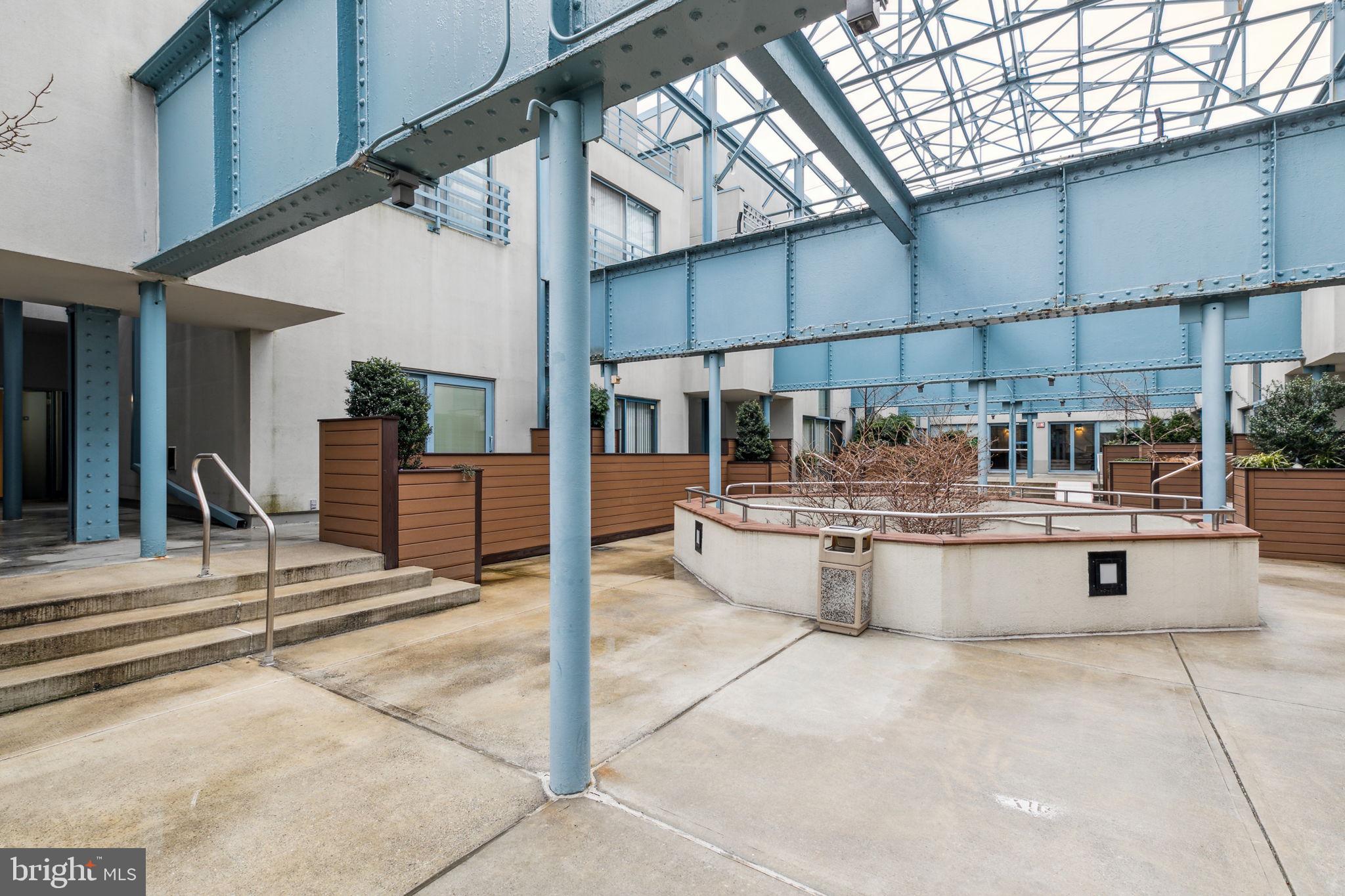 PENN'S LANDING - Residential