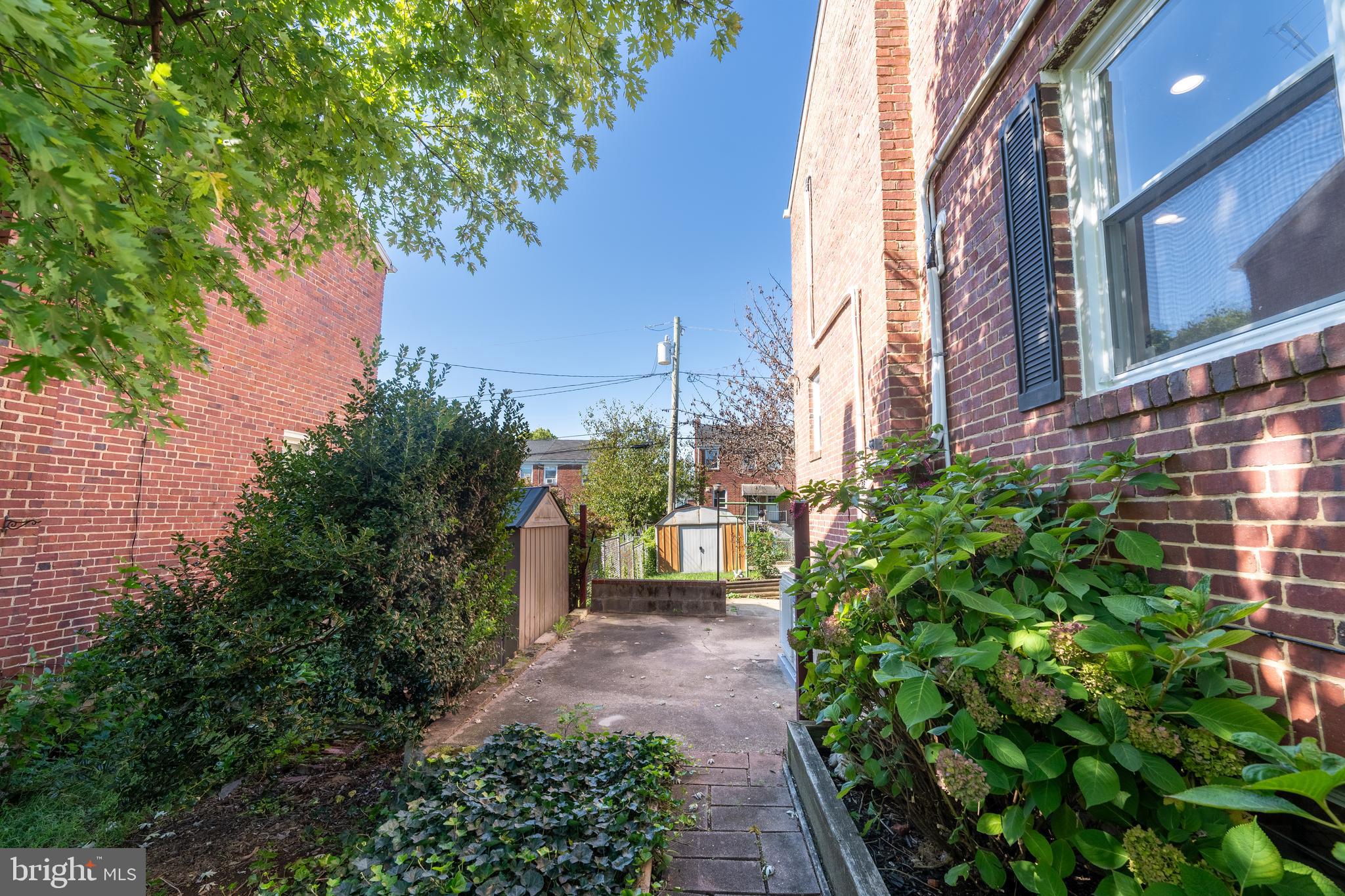 MORAVIA PARK - Residential