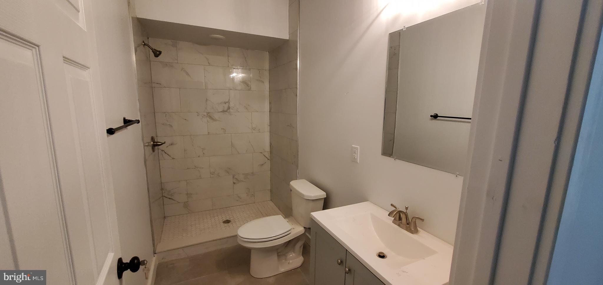 2036 GERMANTOWN AVENUE 2