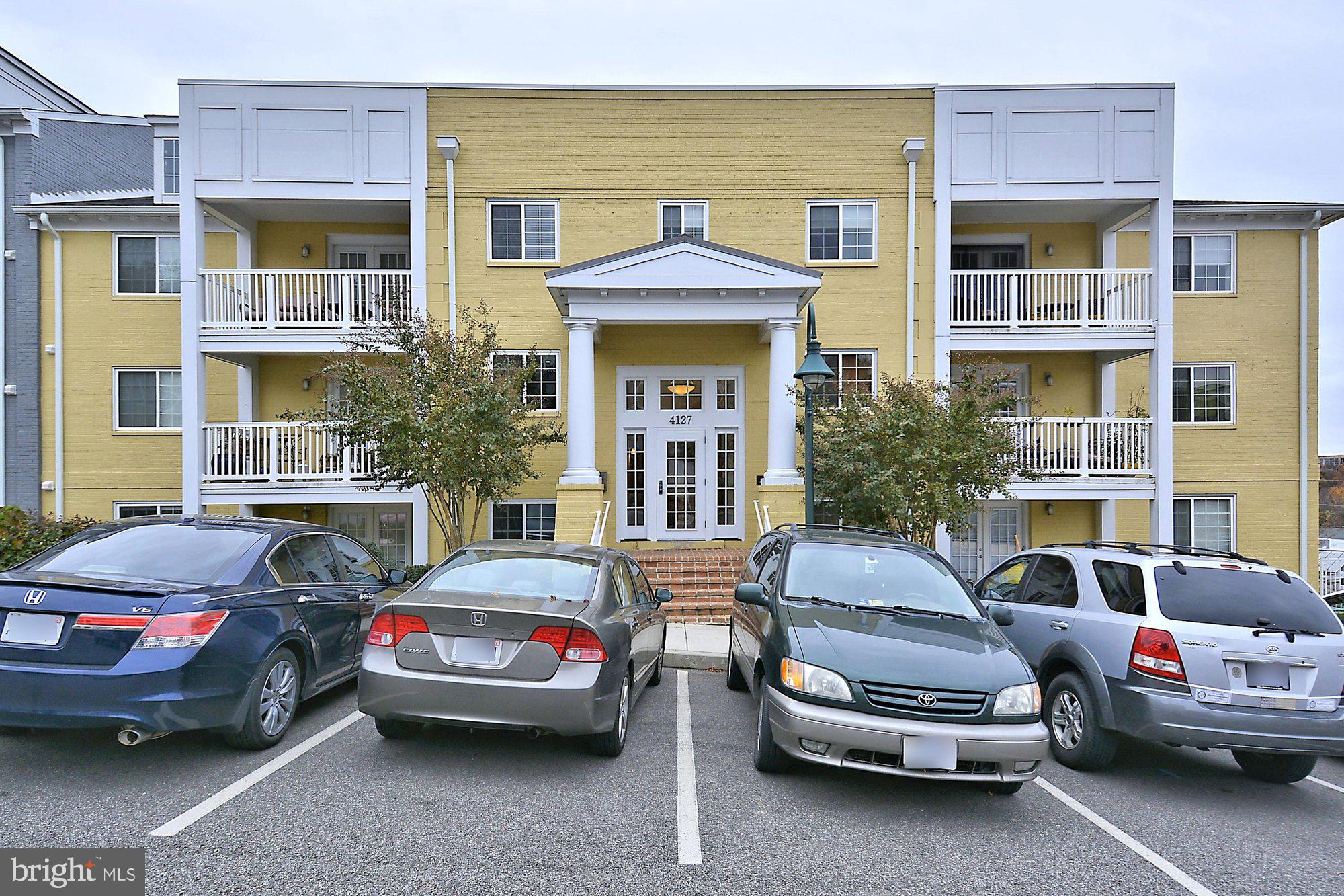 WEST VILLAGE OF SHIRLINGTON - Residential Lease