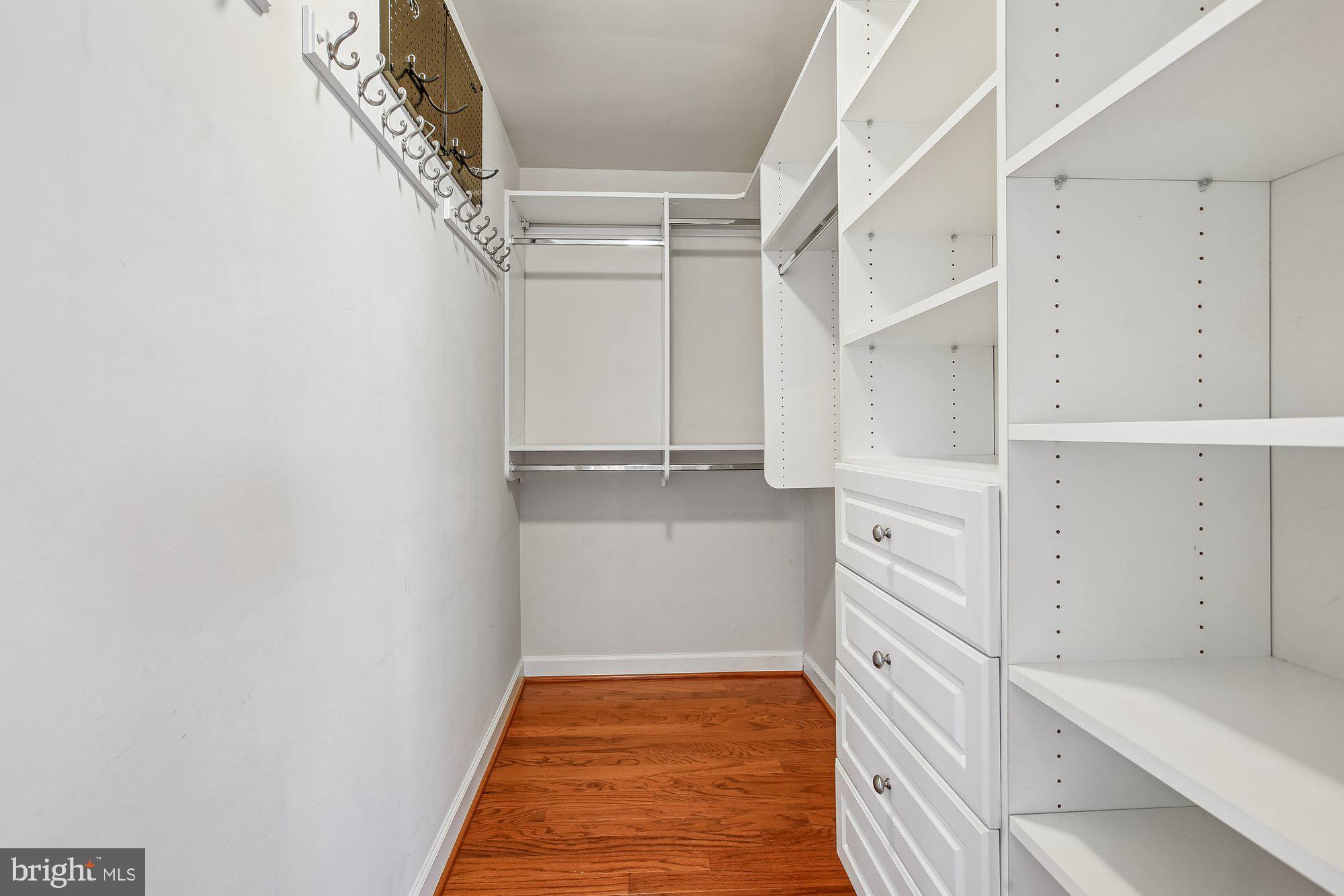 WEST VILLAGE OF SHIRLINGTON - Residential Lease