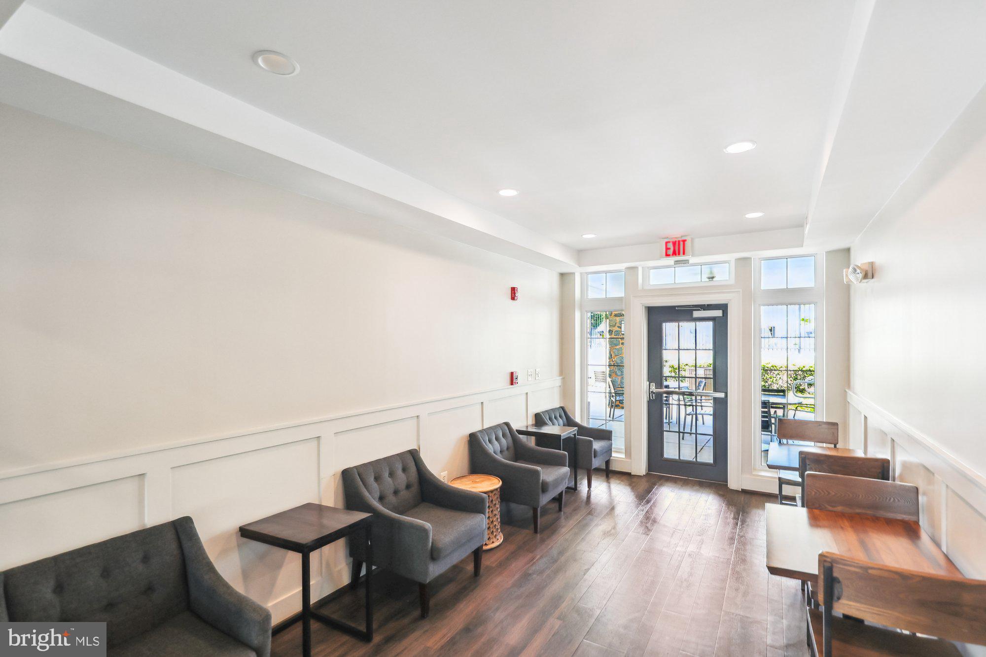 WEST VILLAGE OF SHIRLINGTON - Residential Lease