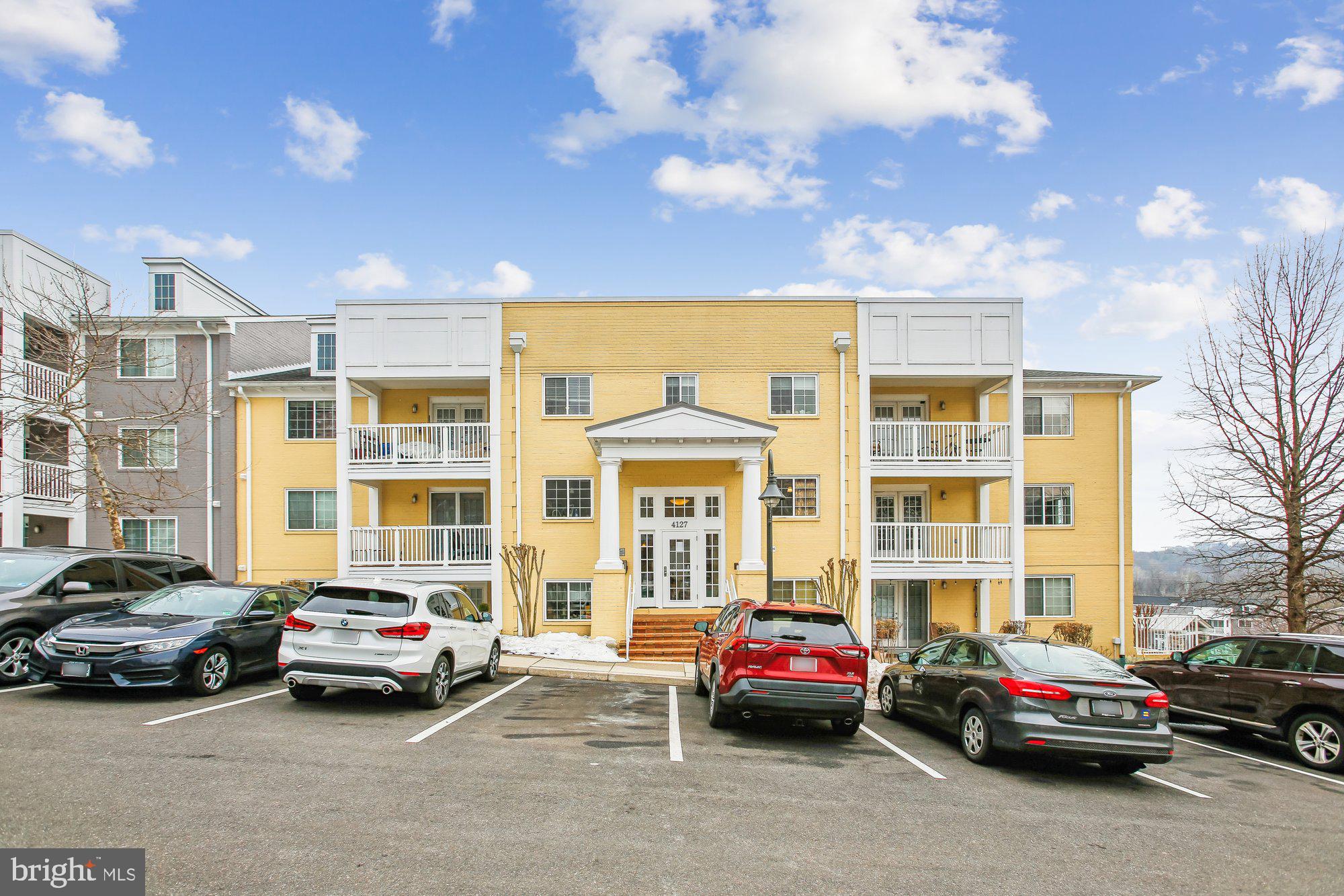 WEST VILLAGE OF SHIRLINGTON - Residential Lease