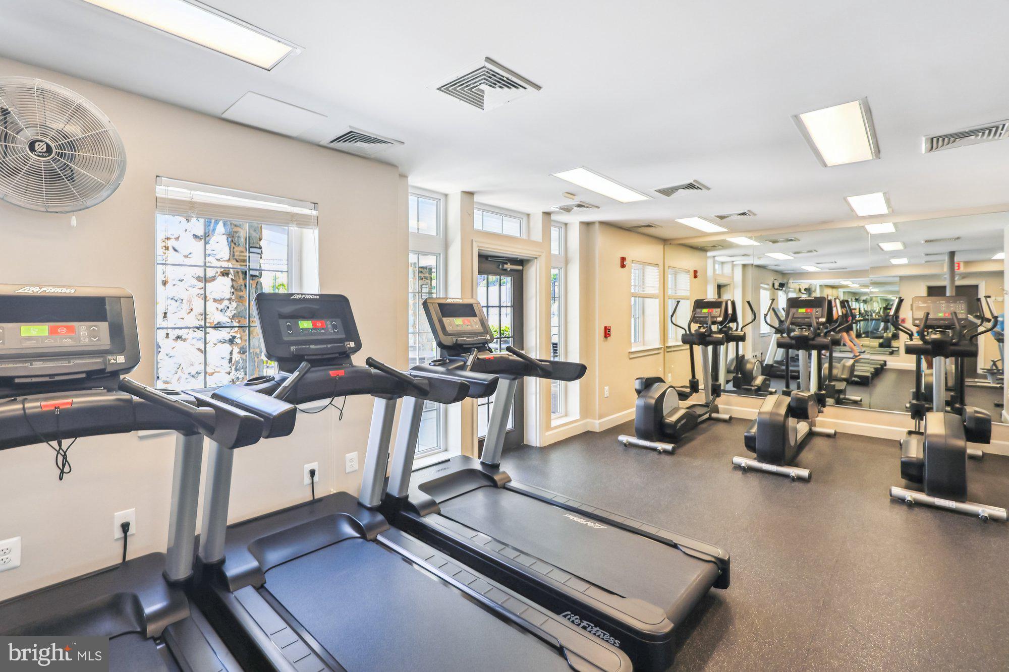 WEST VILLAGE OF SHIRLINGTON - Residential Lease